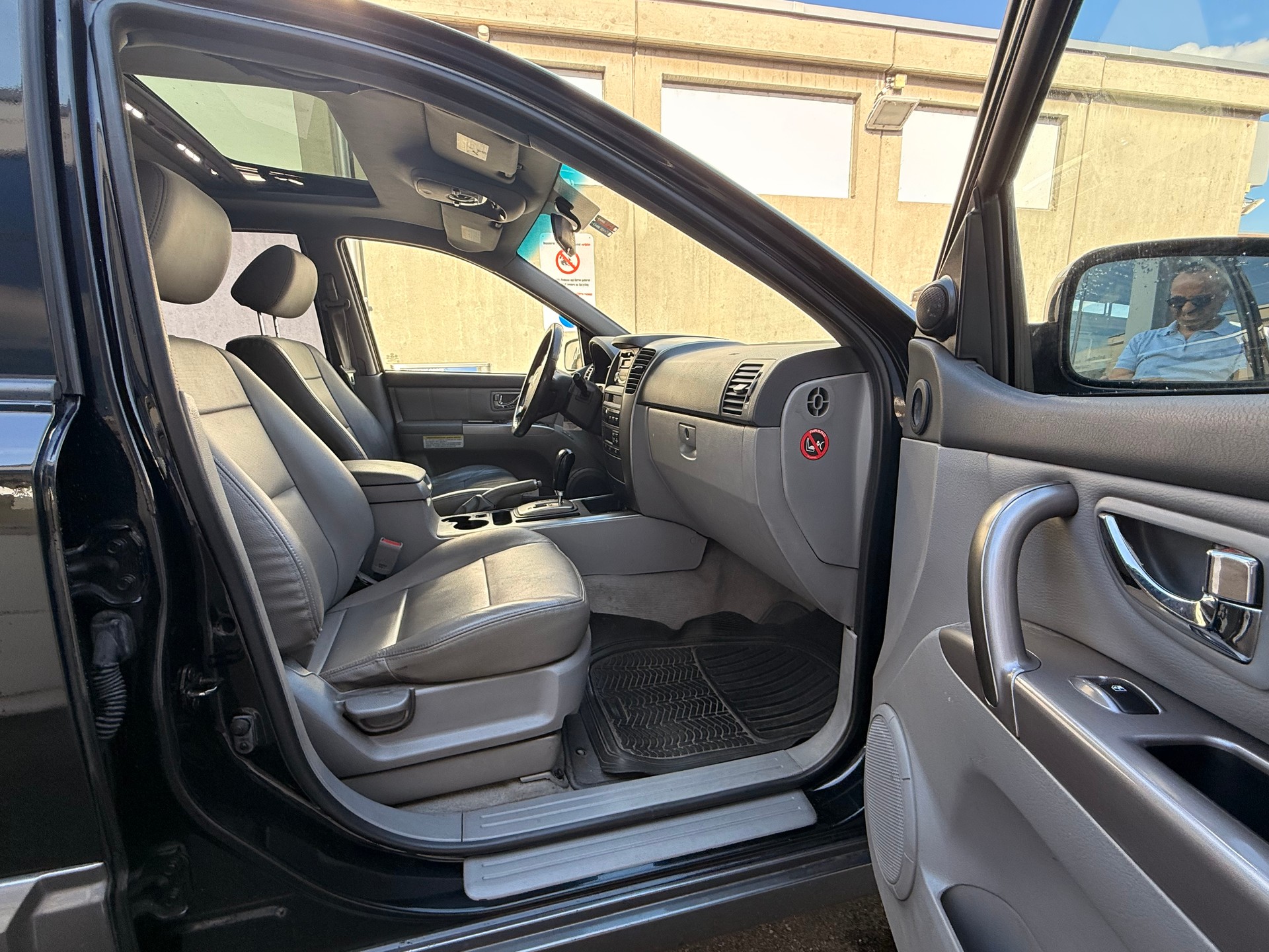 KIA Sorento 3.5 V6 Executive *Aus erster Hand *Sehr gut Fahrbar *Leder *Automat *Klimaautomatik *Tempomat-image-14
