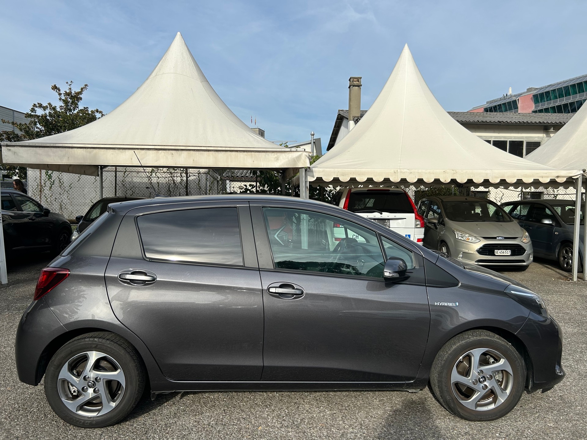 TOYOTA Yaris 1.5 VVT-i Hybrid Swiss Trend e-CVT-image-7