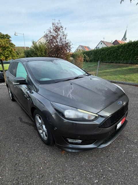 FORD Focus 1.5 SCTi ST Line Automatic-image-2