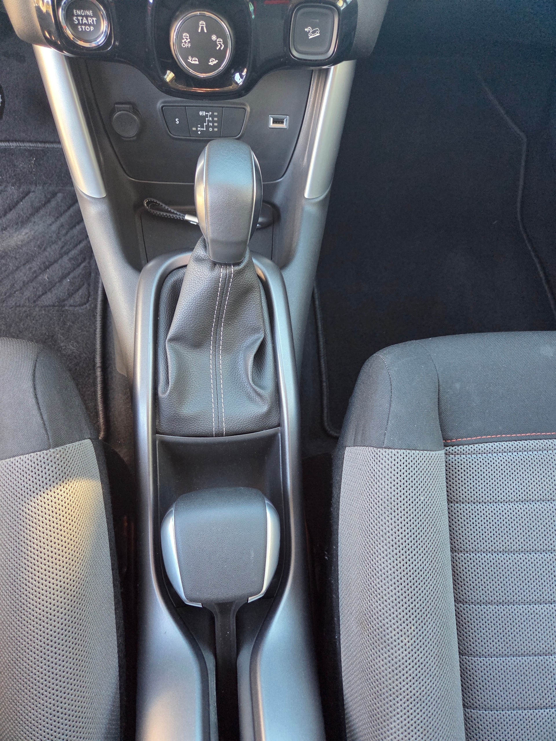 CITROEN C3 Aircross 1.5 BlueHD Shine EAT-image-10