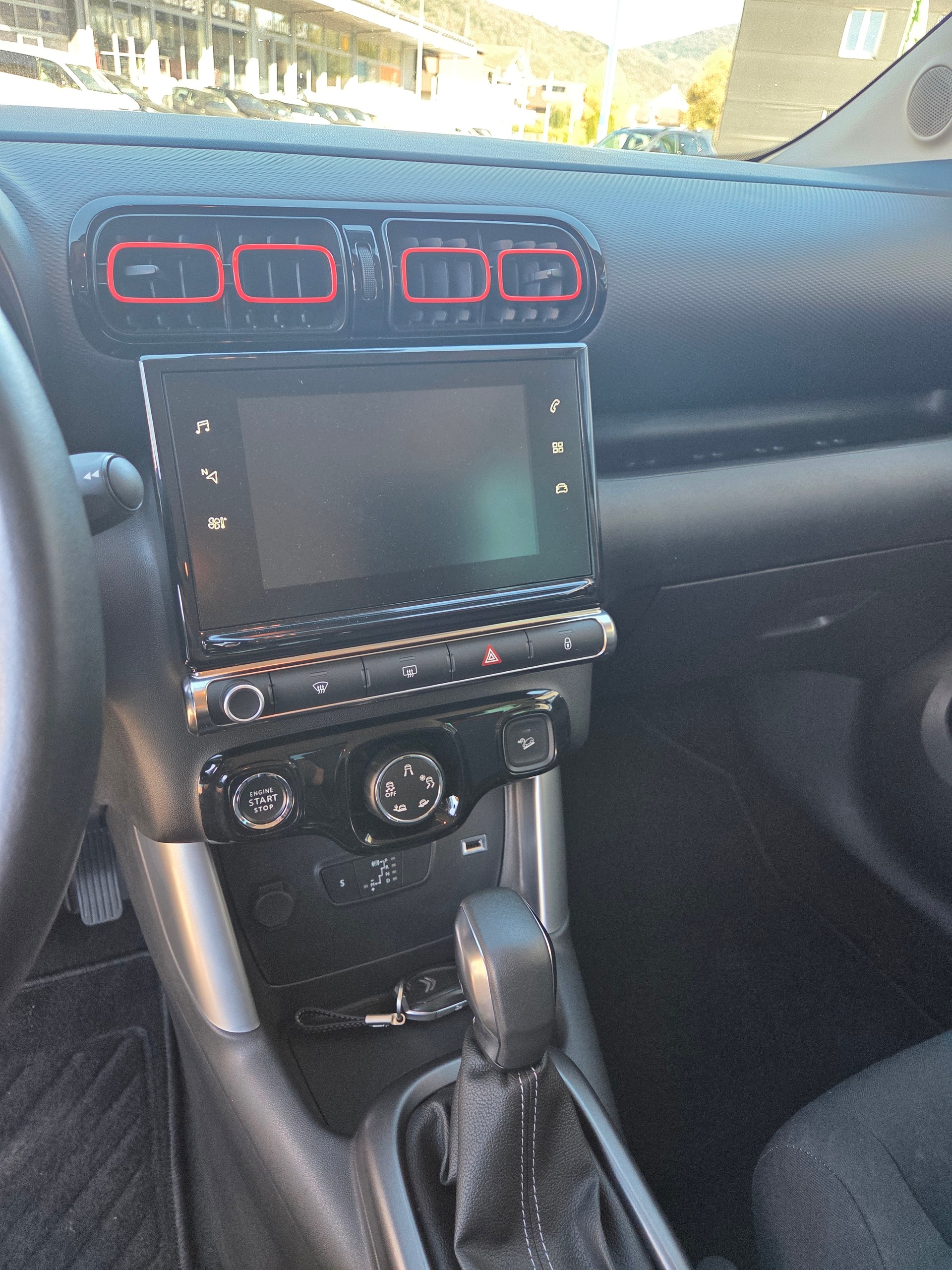 CITROEN C3 Aircross 1.5 BlueHD Shine EAT-image-8