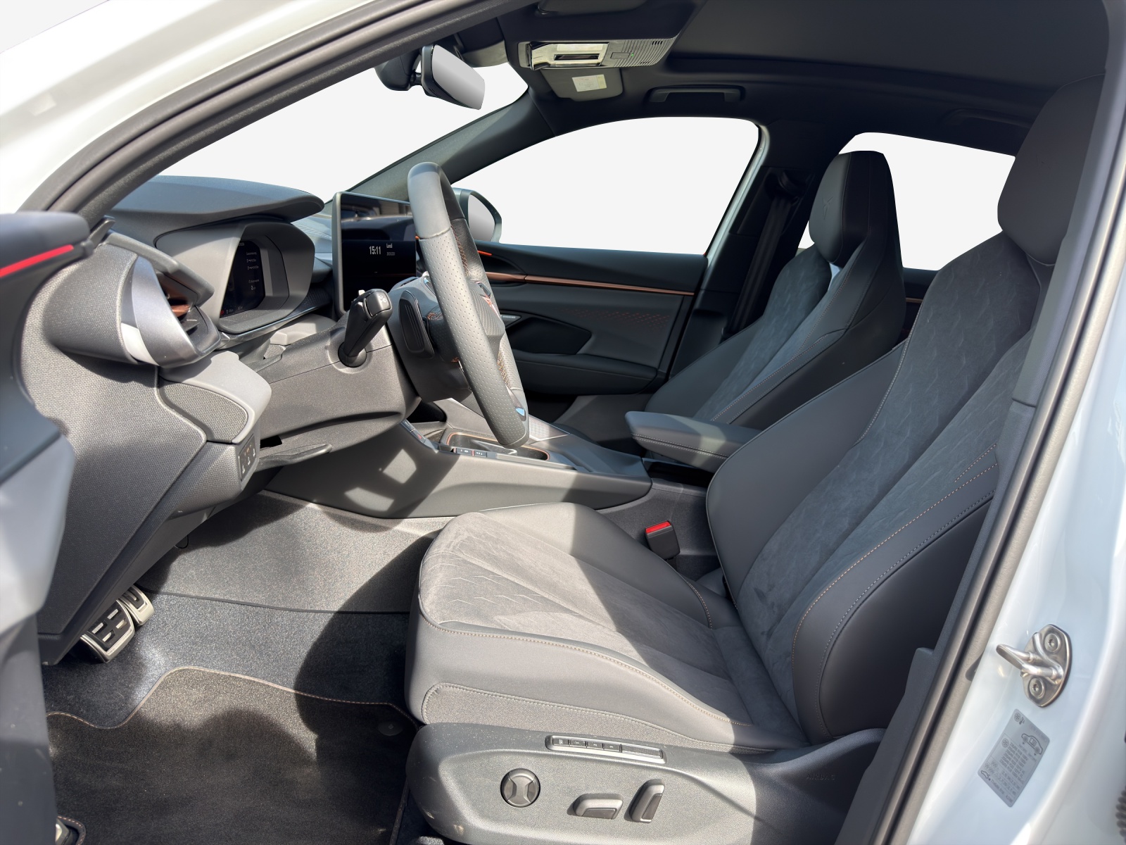 CUPRA Terramar 1.5 eHybrid DSG-image-7