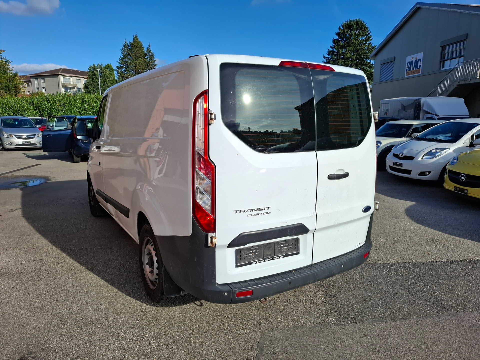FORD Transit Custom Van 250 L1H1 Ambiente-image-3