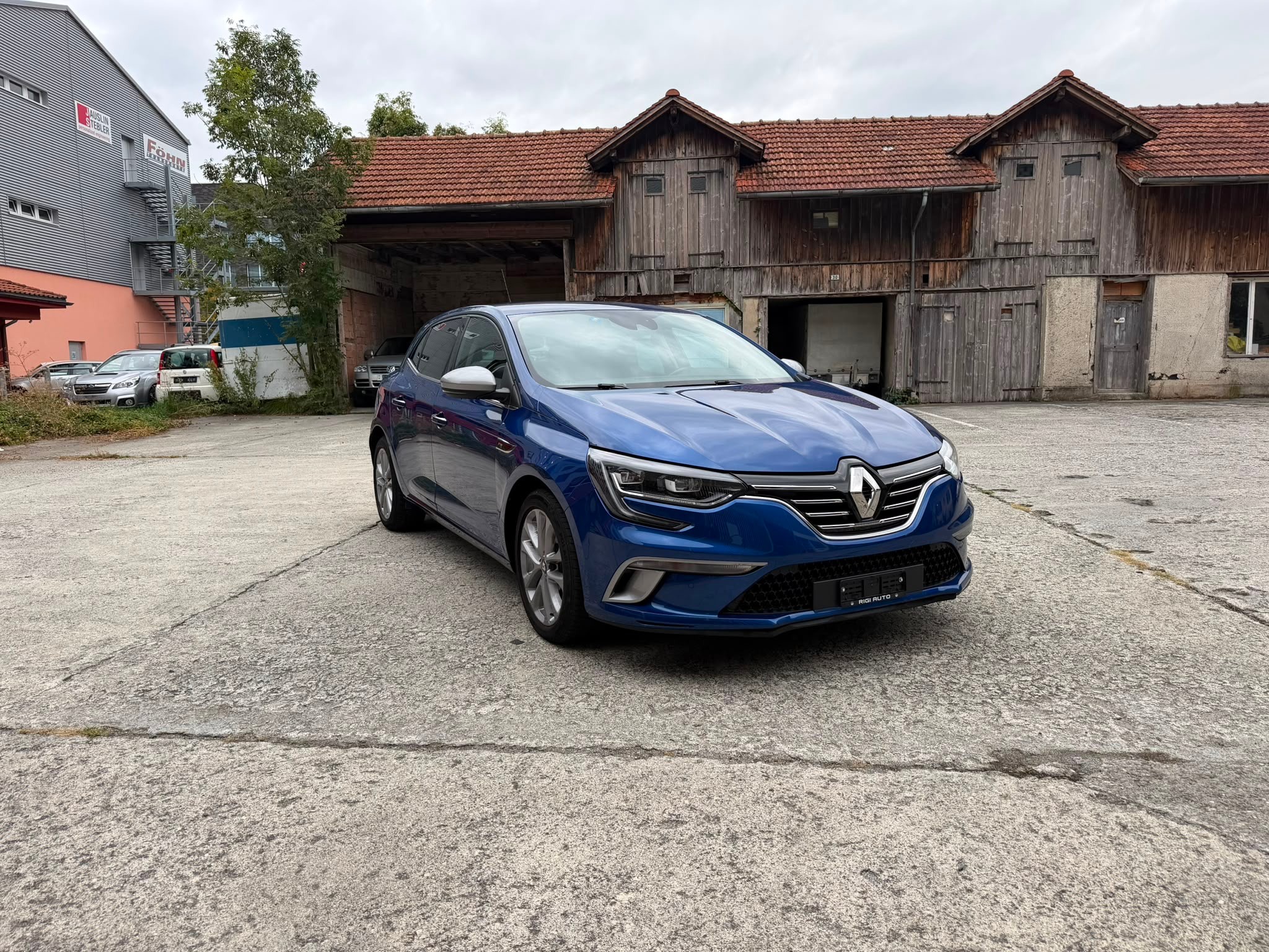 Car photo