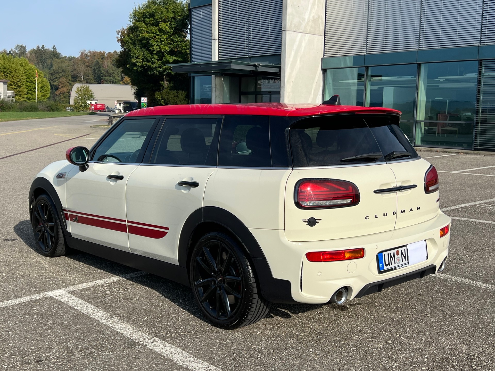 MINI 2.0i John Cooper Works ALL4-image-2