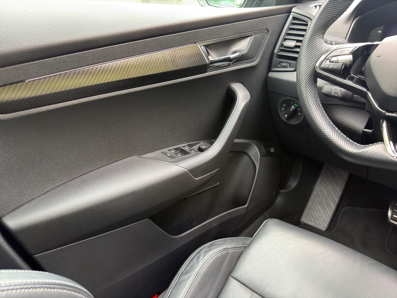 SKODA Karoq 2.0 TSI SportLine 4x4 DSG-image-11