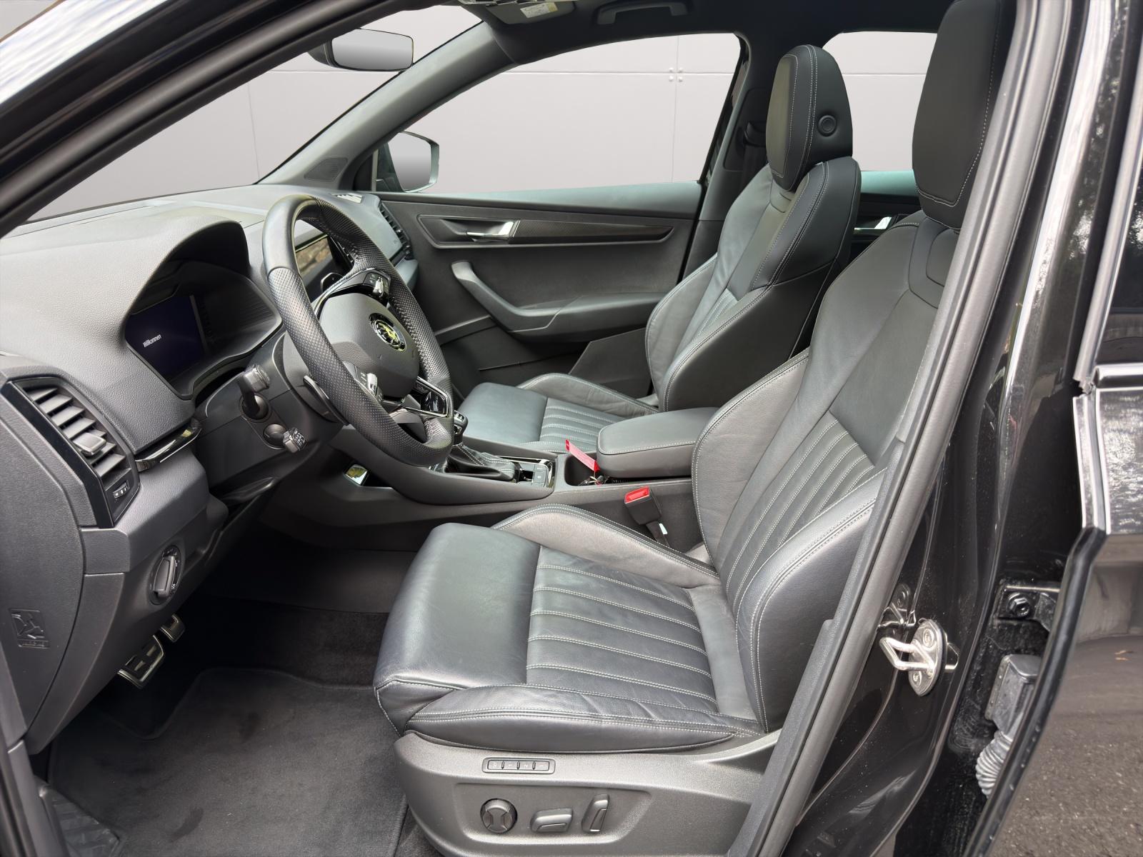 SKODA Karoq 2.0 TSI SportLine 4x4 DSG-image-7