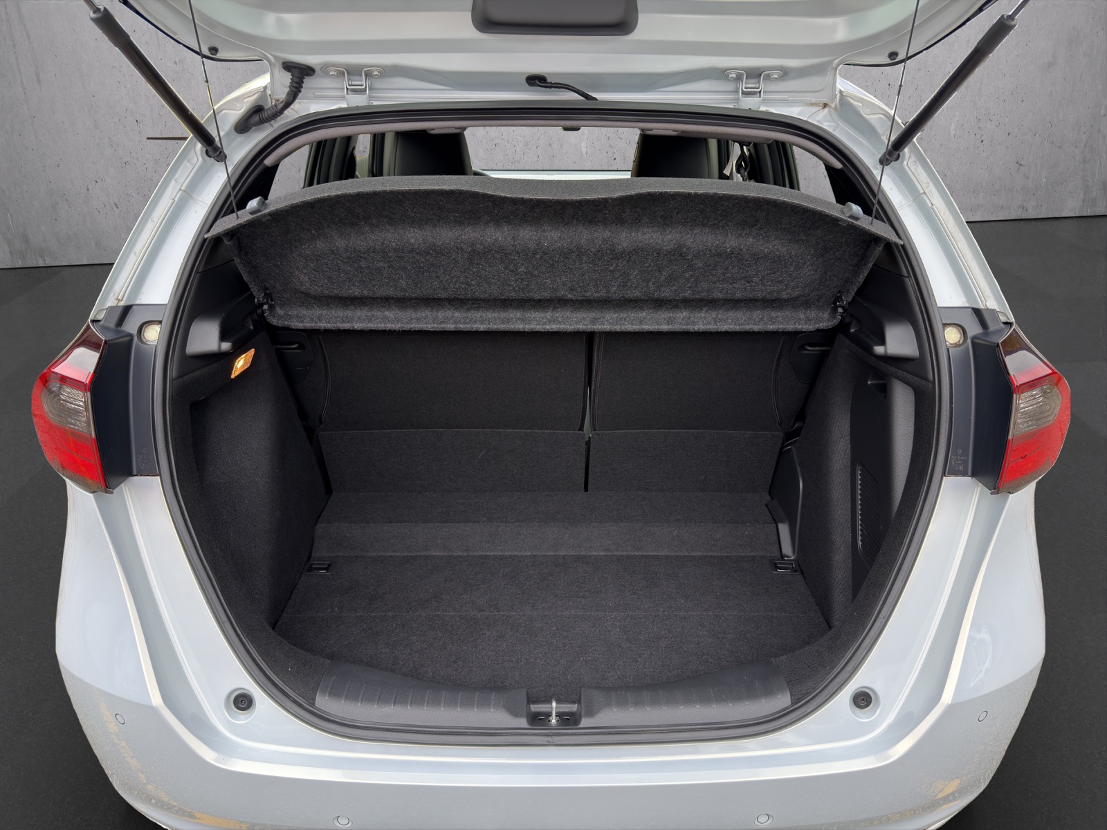HONDA Jazz 1.5 i-MMD Elegance-image-16