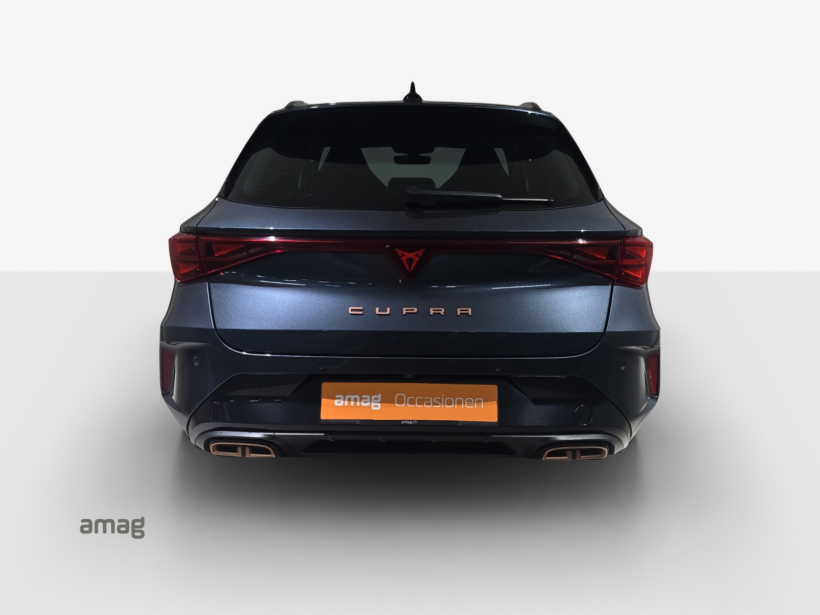 CUPRA LEON ST 1.5 e-HYBRID pHEV Black SymphonyDSG-image-4