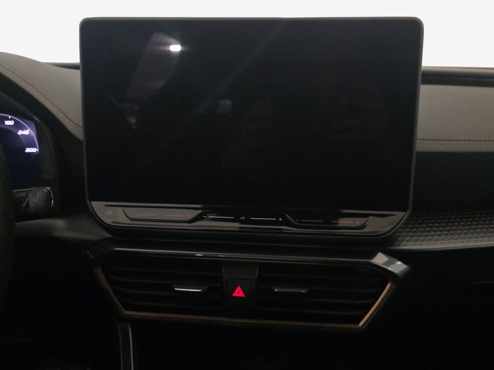 CUPRA LEON ST 1.5 e-HYBRID pHEV Black SymphonyDSG-image-11