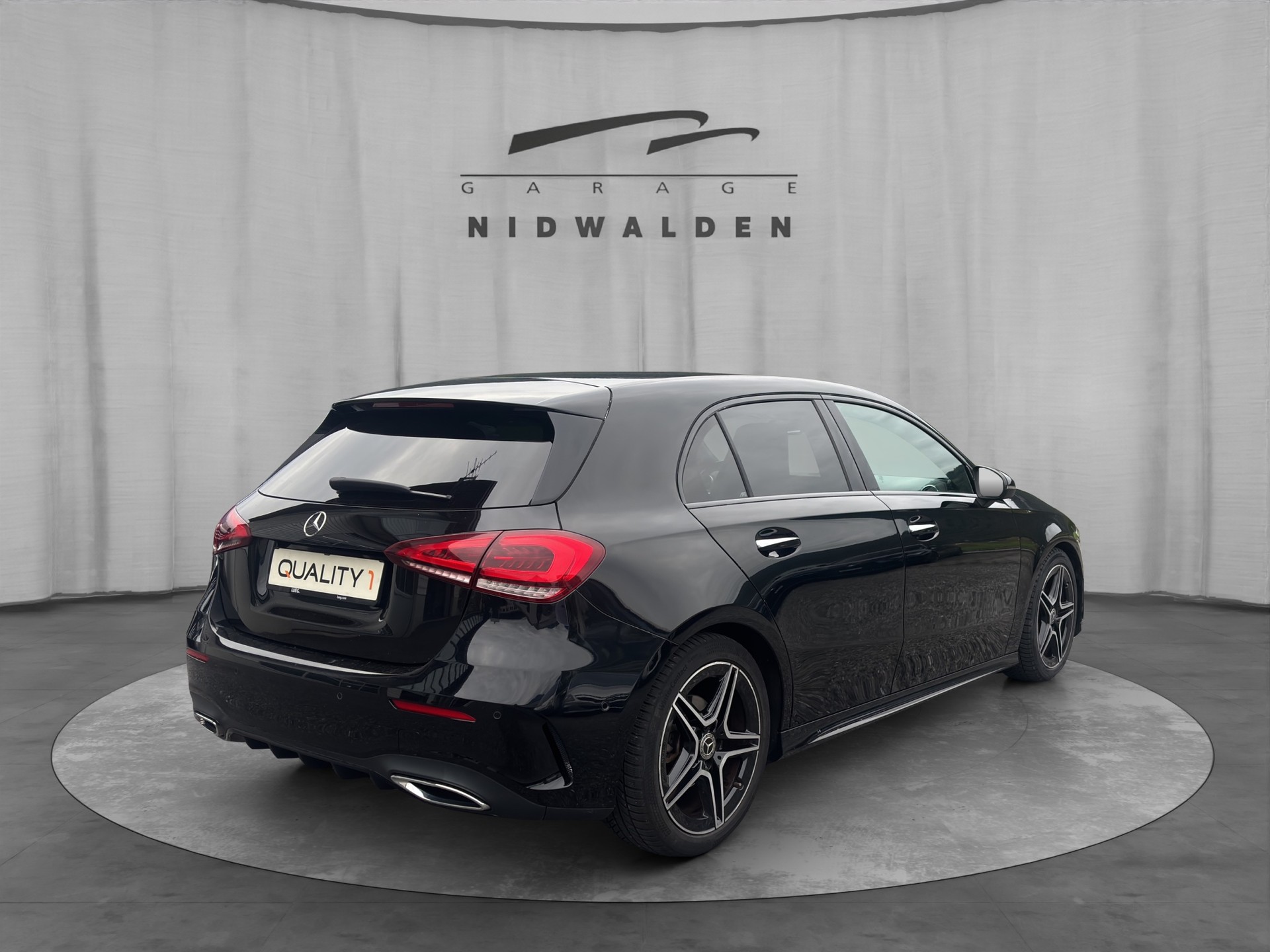 MERCEDES-BENZ A 180 Night Star AMG Line 7G-DCT-image-5