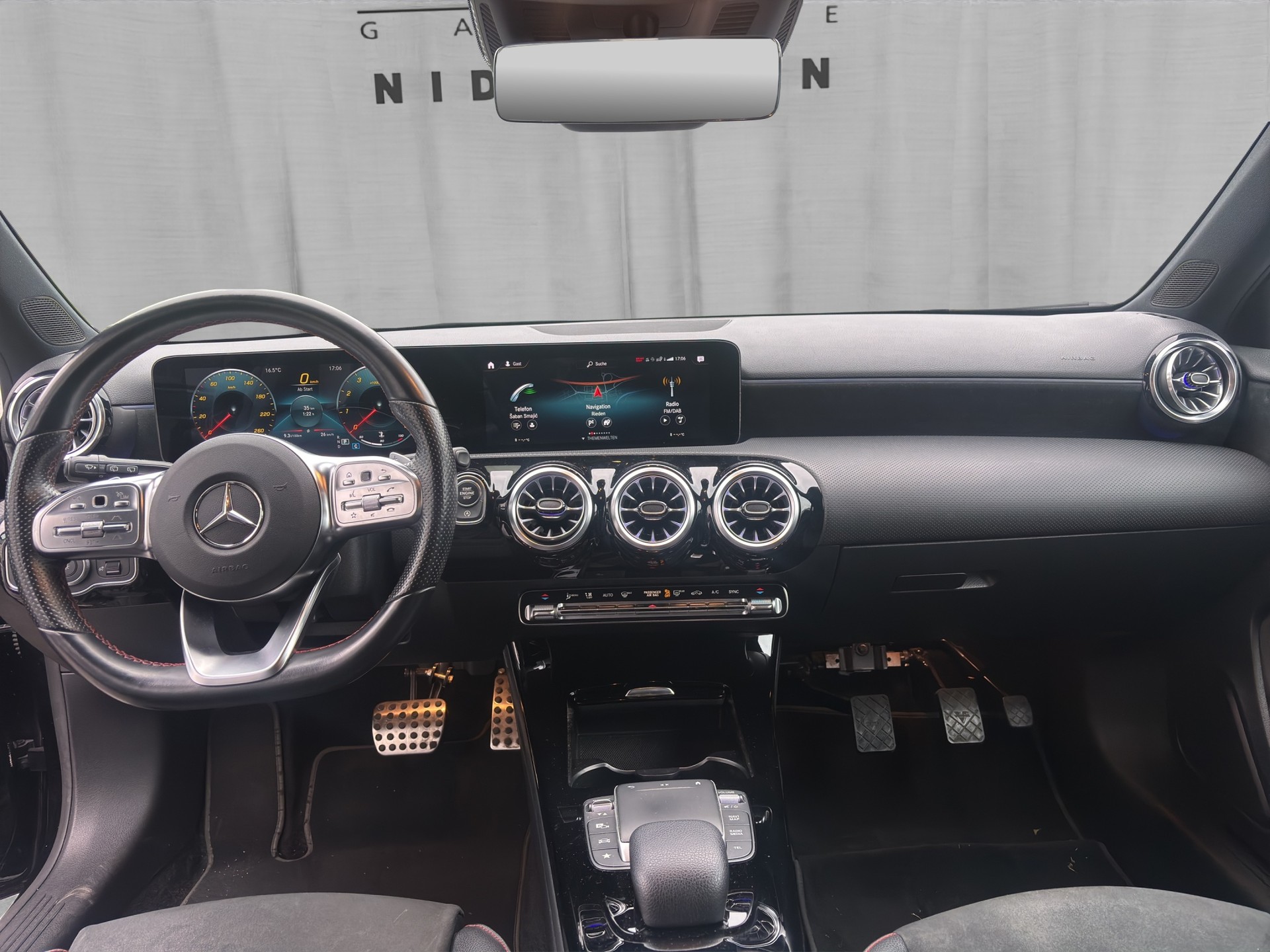 MERCEDES-BENZ A 180 Night Star AMG Line 7G-DCT-image-11