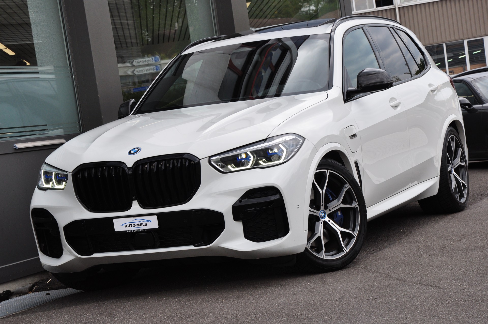 BMW X5 xDrive45e M Sport Steptronic-image-2
