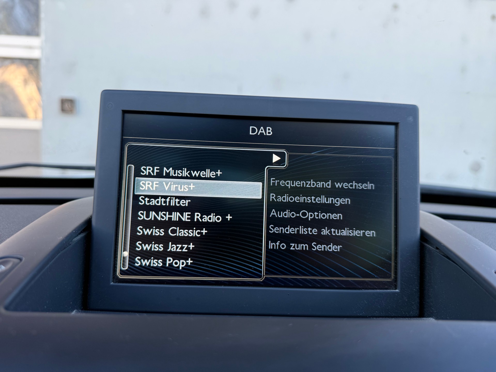 PEUGEOT 3008 HYbrid4 2.0 HDI ETG6-image-9