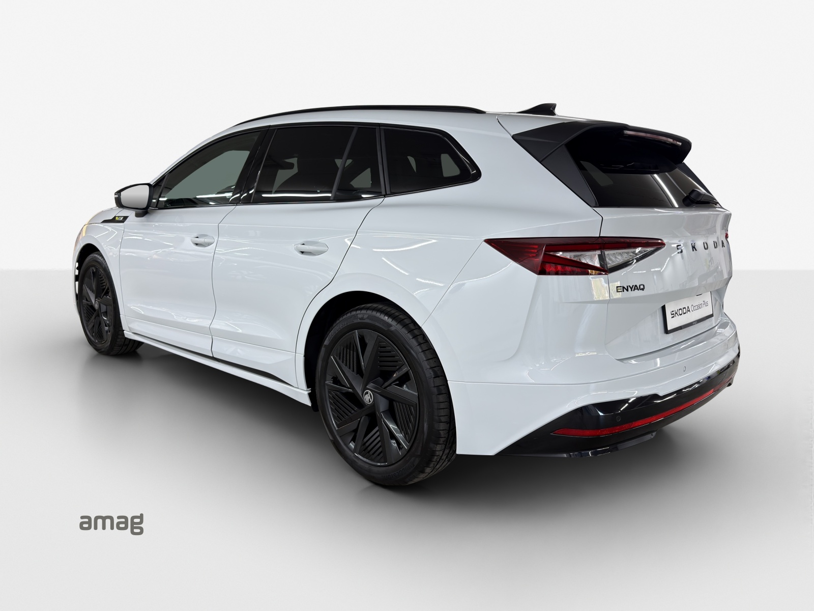 SKODA Enyaq 4x4 RS-image-2