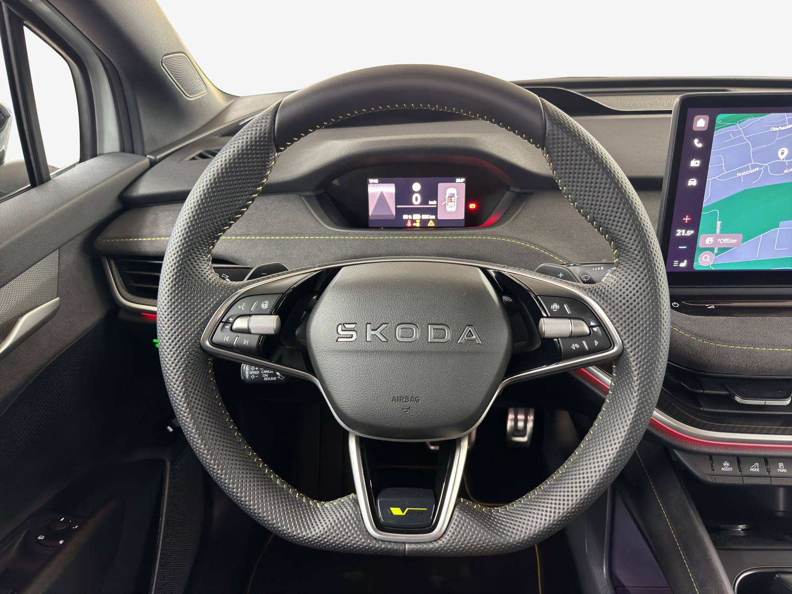 SKODA Enyaq 4x4 RS-image-9