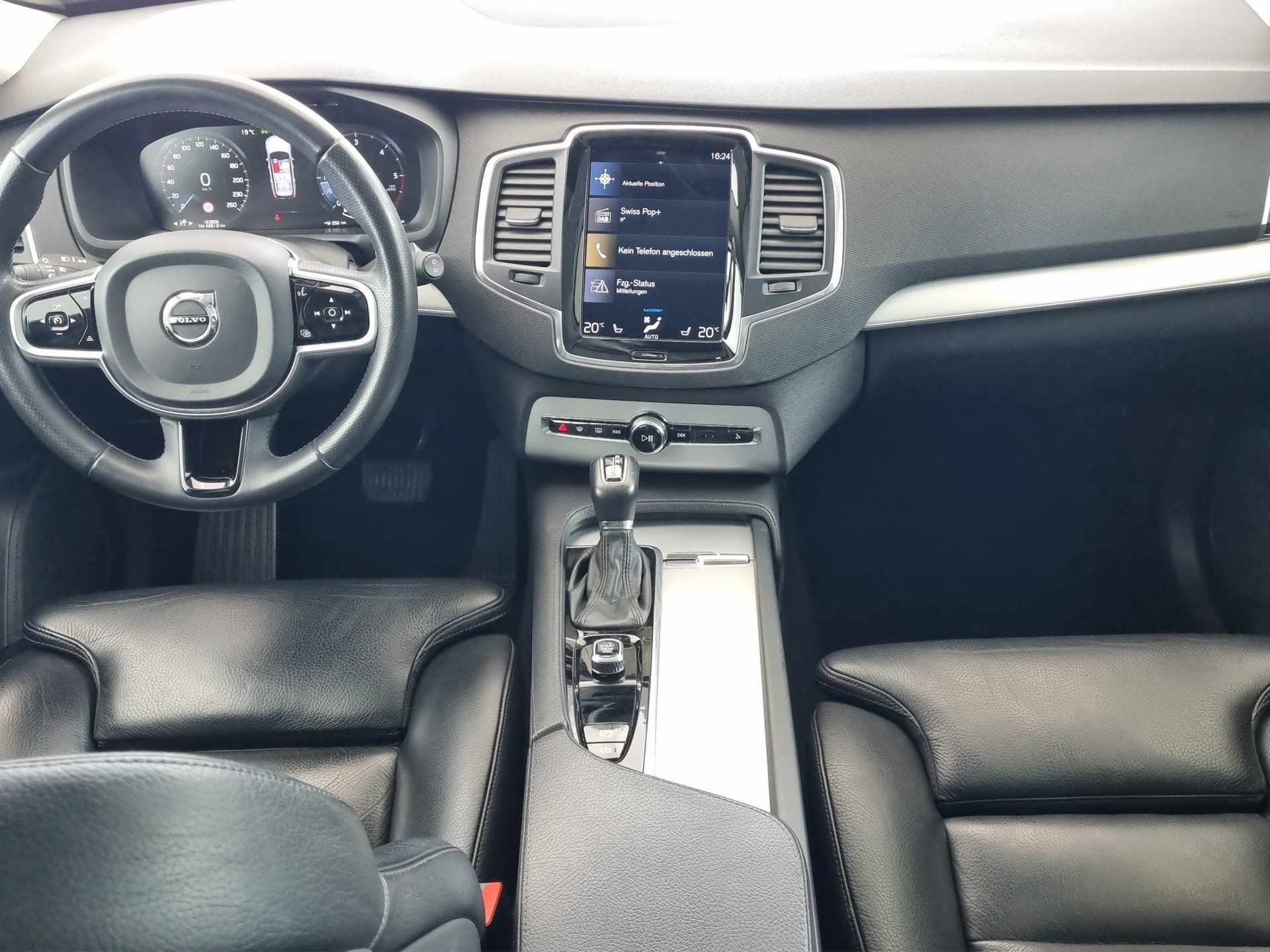 VOLVO XC90 2.0 D5 Momentum 7P. AWD-image-7