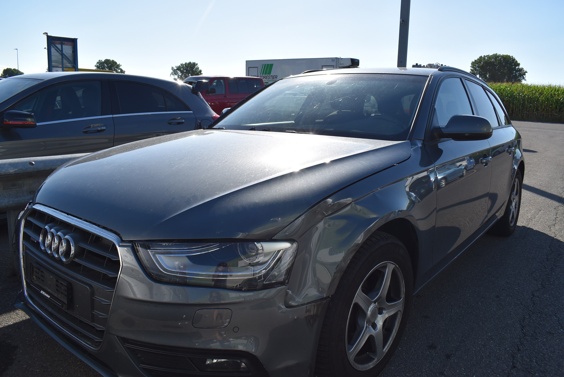 Car photo