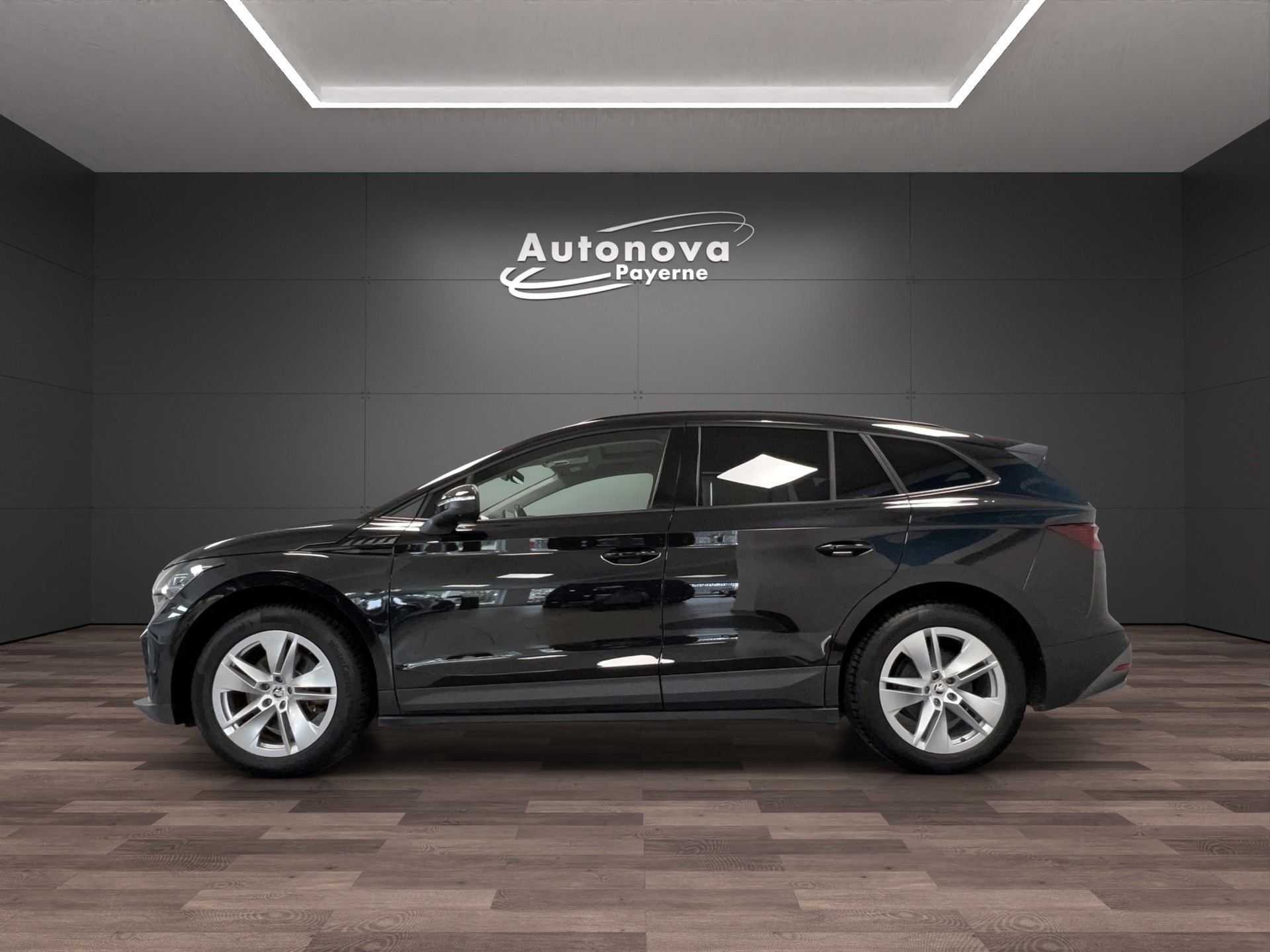 SKODA Enyaq iV 60-image-3