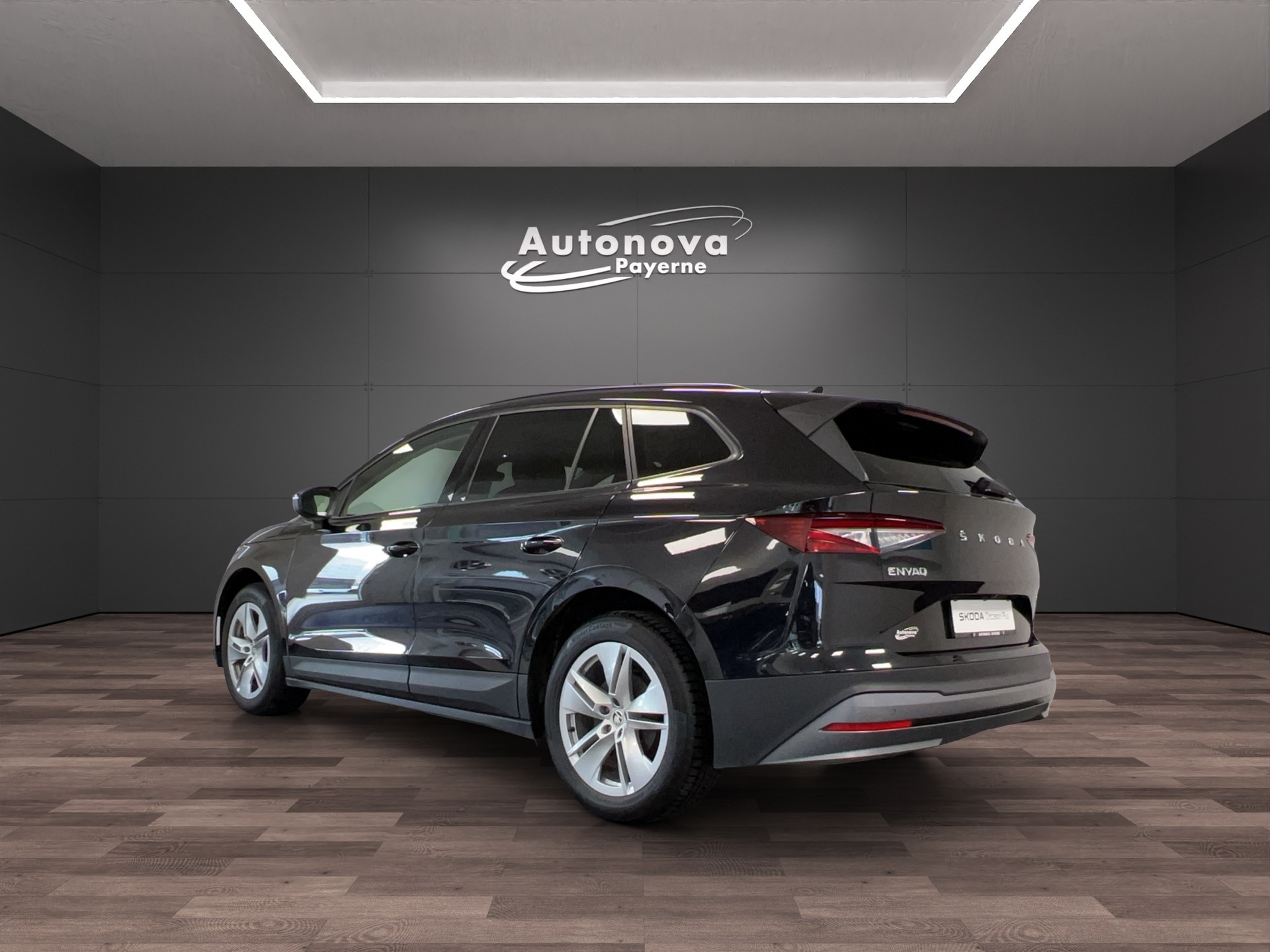 SKODA Enyaq iV 60-image-4
