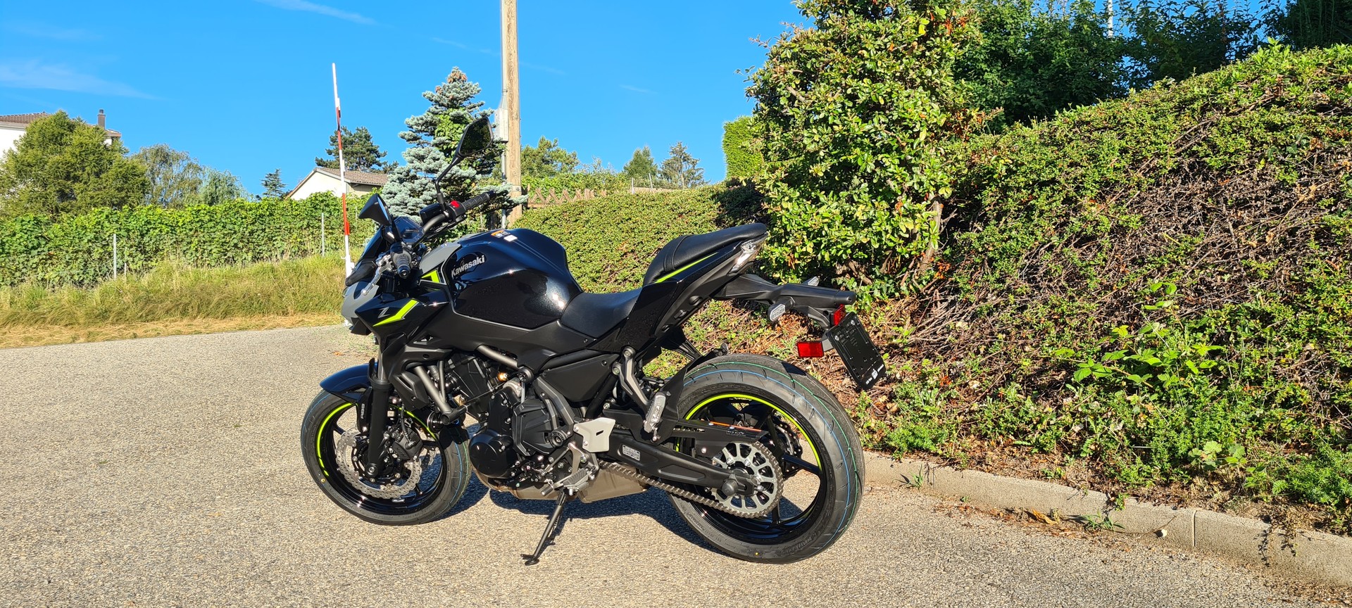 KAWASAKI Z 650-image-4
