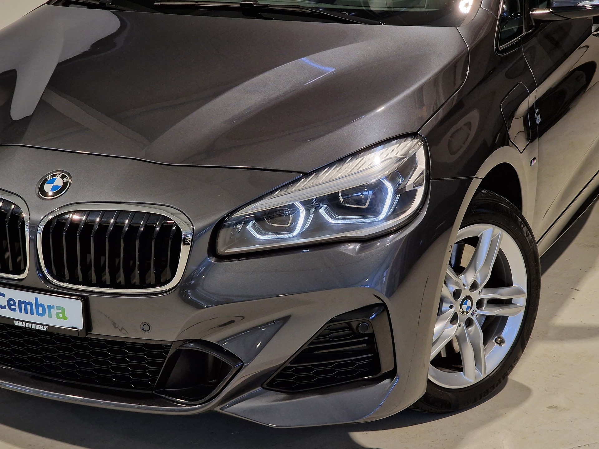BMW 225xe iPerformance Active Tourer Steptronic M Sport-image-2