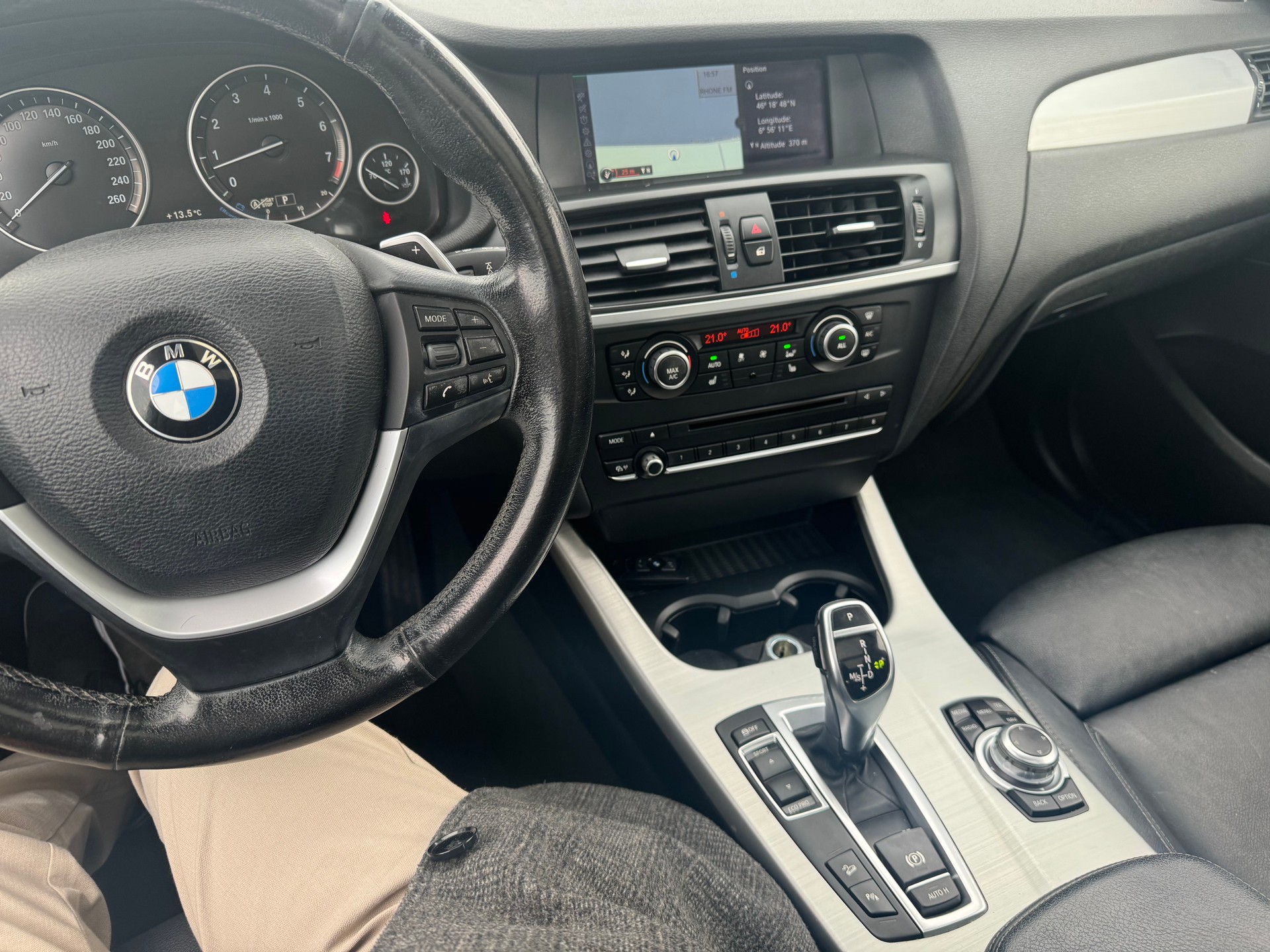 BMW X3 xDrive 35i Steptronic-image-14