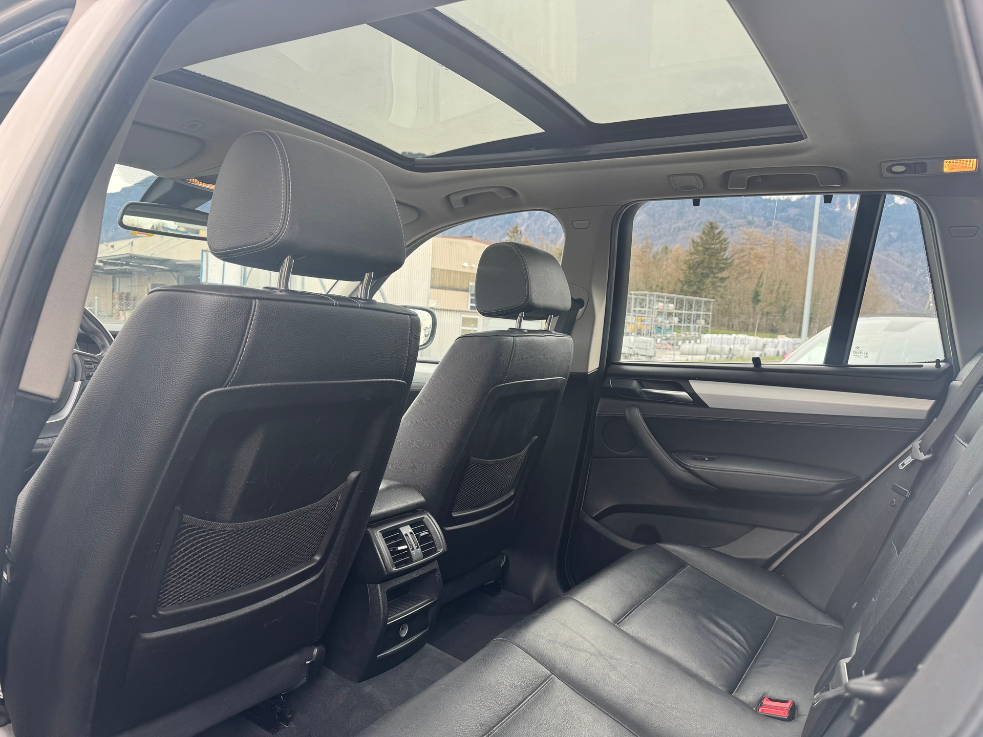 BMW X3 xDrive 35i Steptronic-image-7