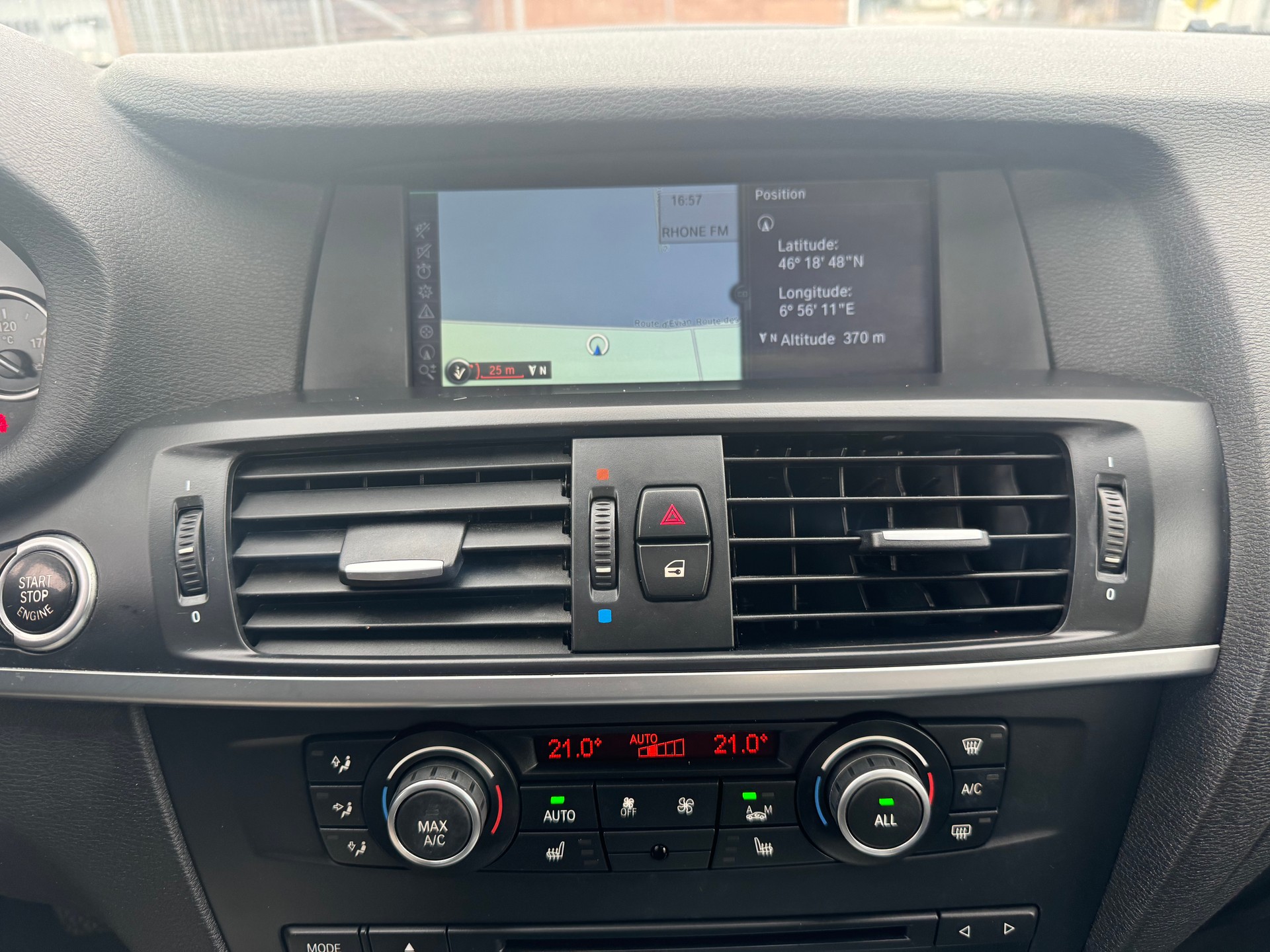 BMW X3 xDrive 35i Steptronic-image-11