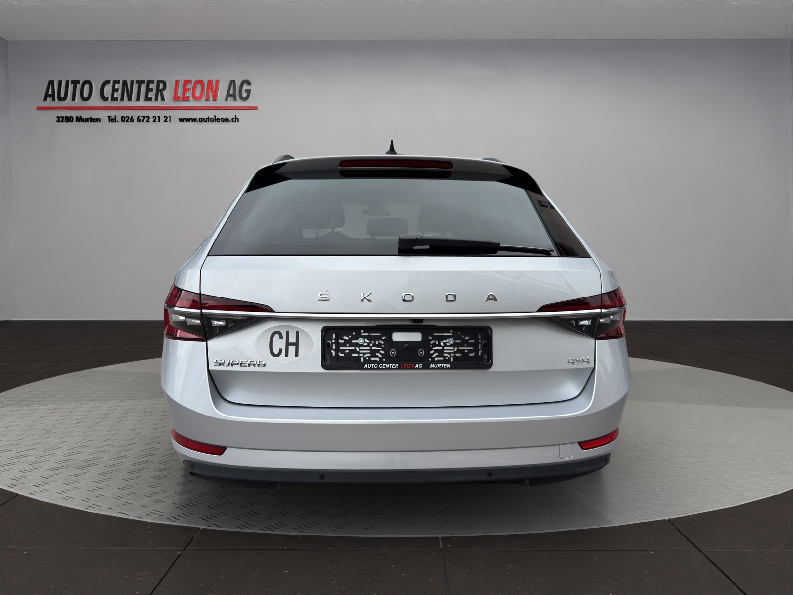 SKODA Superb Combi 2.0 TDi Ambition 4x4 DSG-image-4