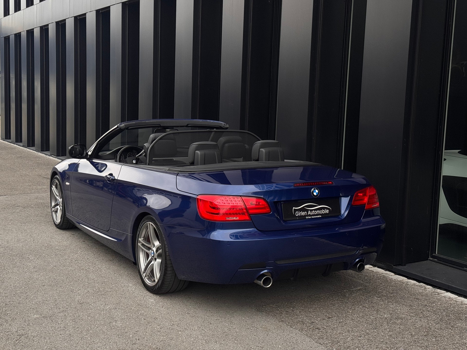 BMW 335i Cabriolet Schalter M Edition-image-4