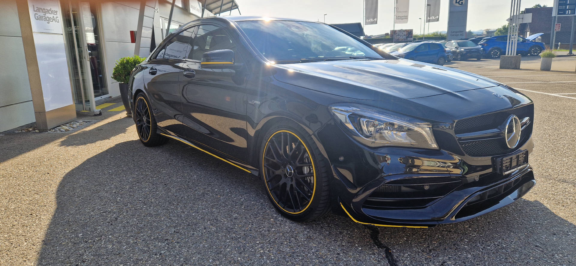 MERCEDES-BENZ CLA 45 AMG *Yellow Night Edition* 4m-image-14