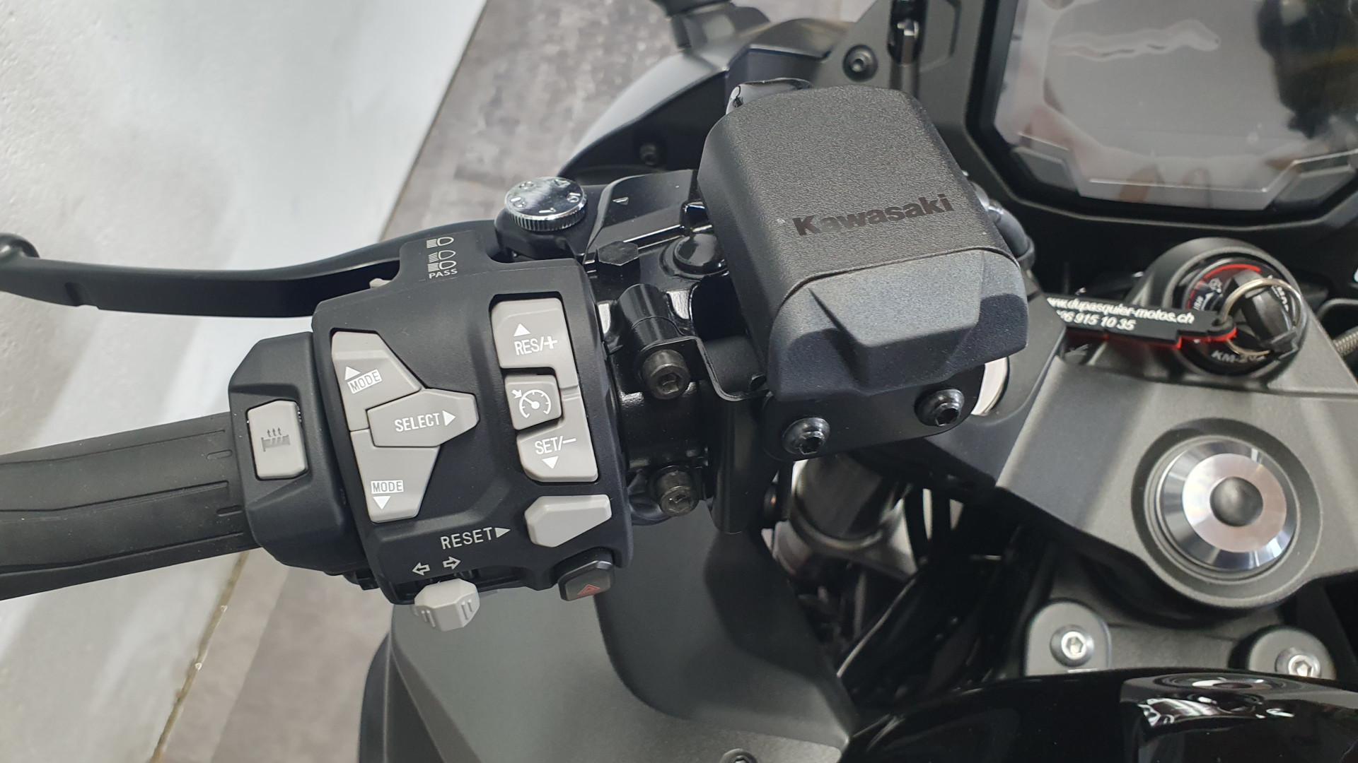 KAWASAKI Ninja 1100 SX SE-image-5