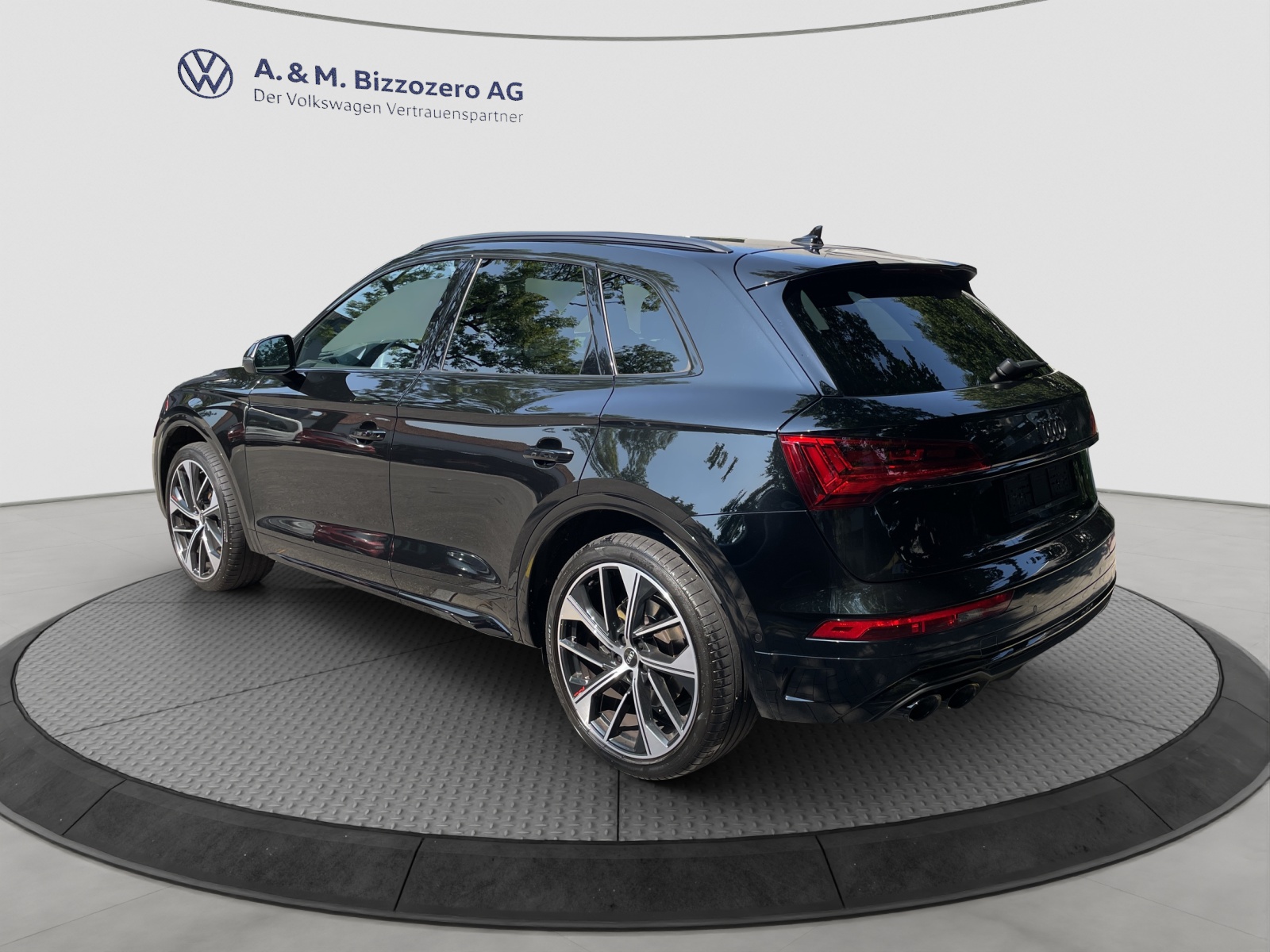 AUDI SQ5 TDI quattro tiptronic-image-2