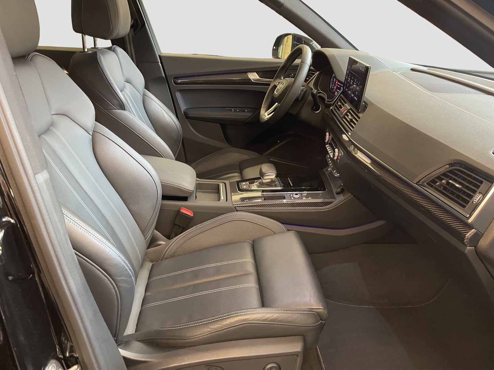 AUDI SQ5 TDI quattro tiptronic-image-13