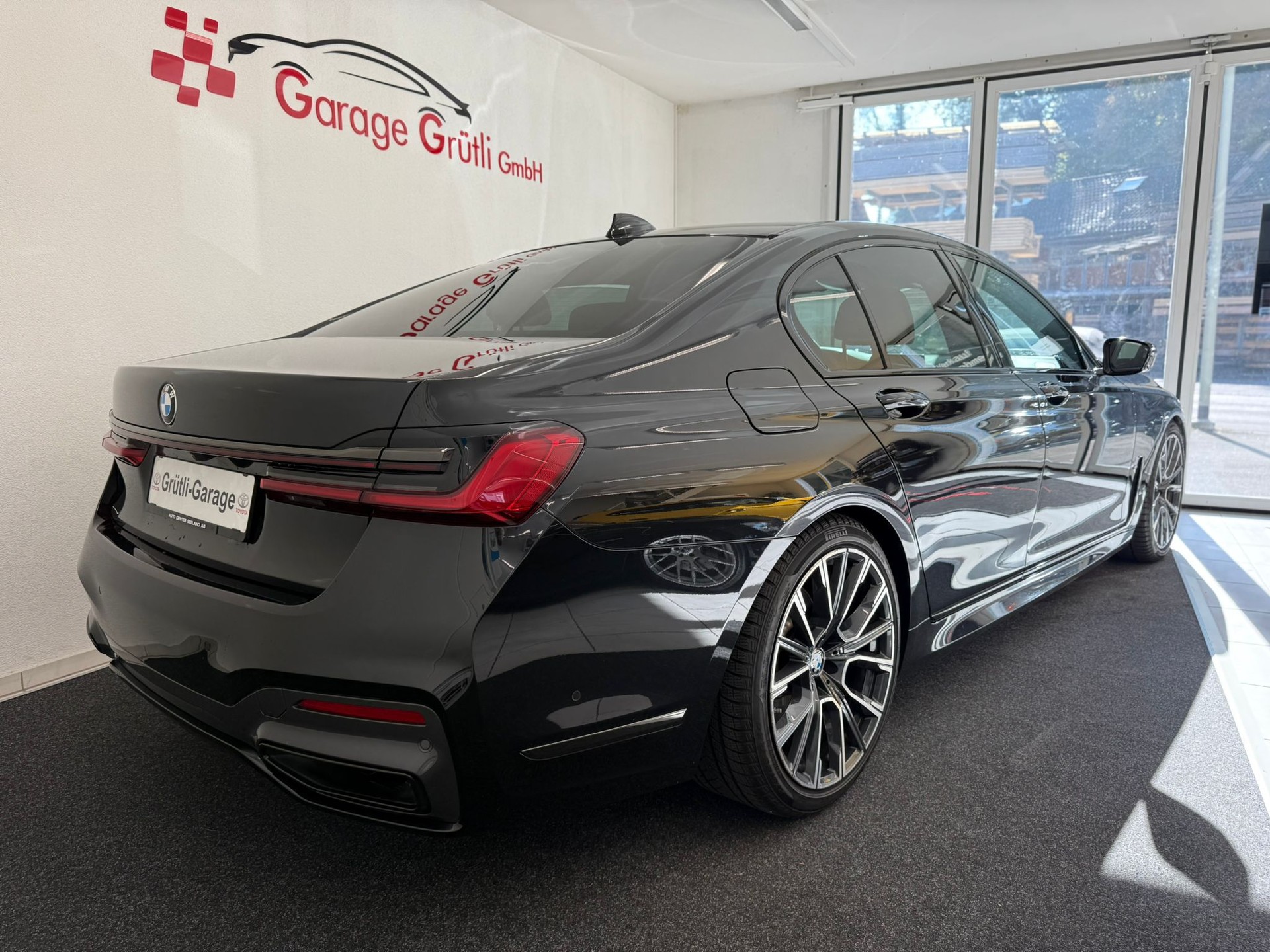 BMW 730d xDrive Steptronic-image-5