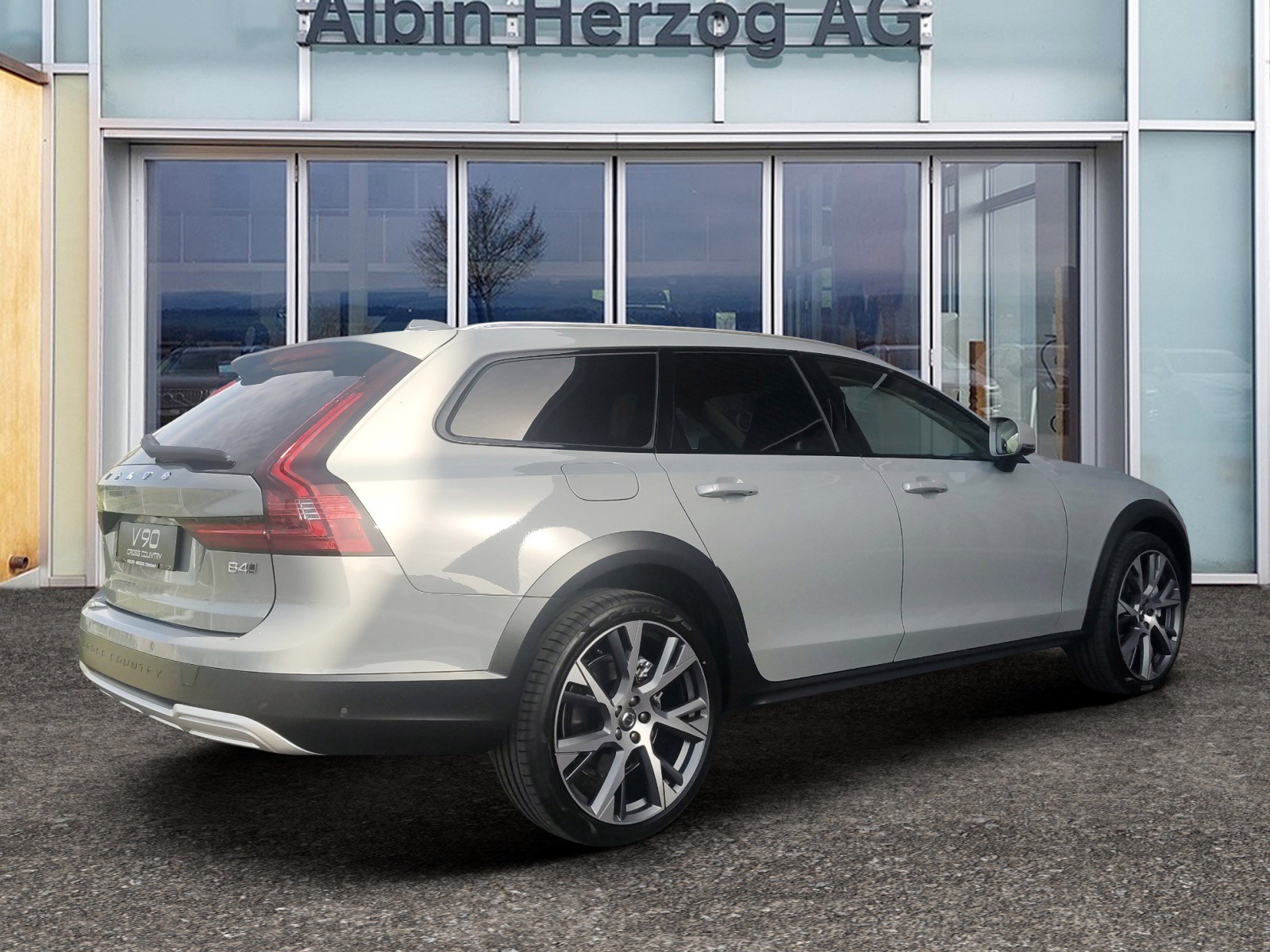 VOLVO V90 Cross Country 2.0 B4 Ultimate AWD-image-3