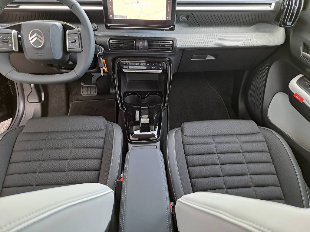 CITROEN C3 Aircross 1.2 Hybrid Max 145cv - 7 places-image-12