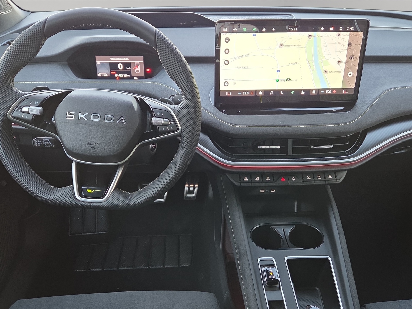 SKODA Enyaq 4x4 RS-image-6