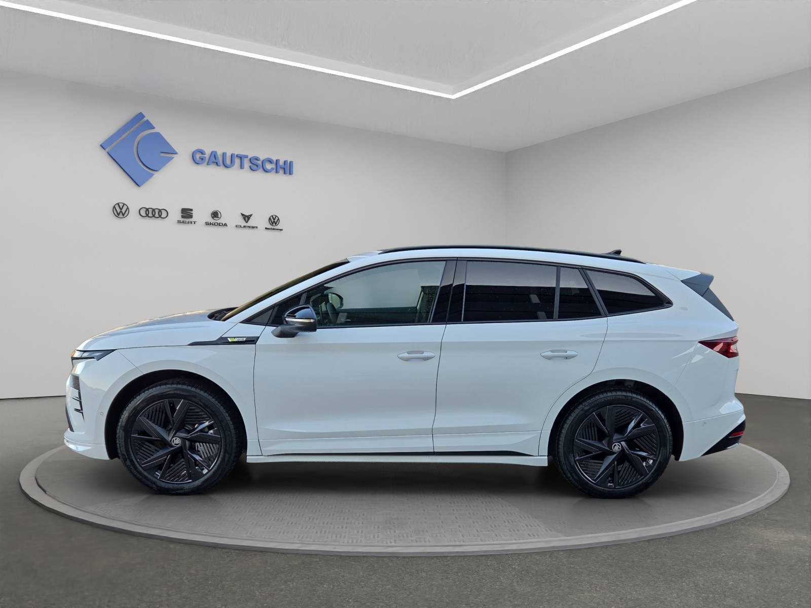 SKODA Enyaq 4x4 RS-image-1