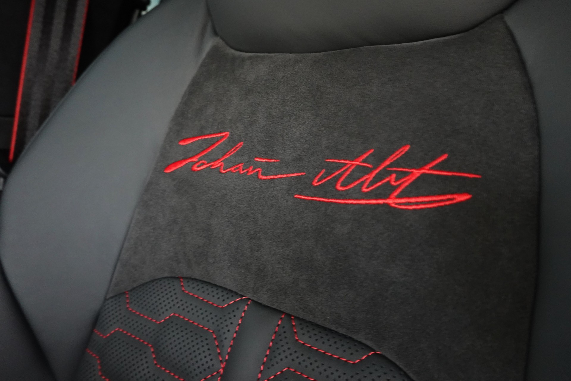 AUDI RS6 AVANT 4.0 TFSI V8 QUATTRO 800 JOHANN ABT SIGNATURE EDITION 51/64-image-37