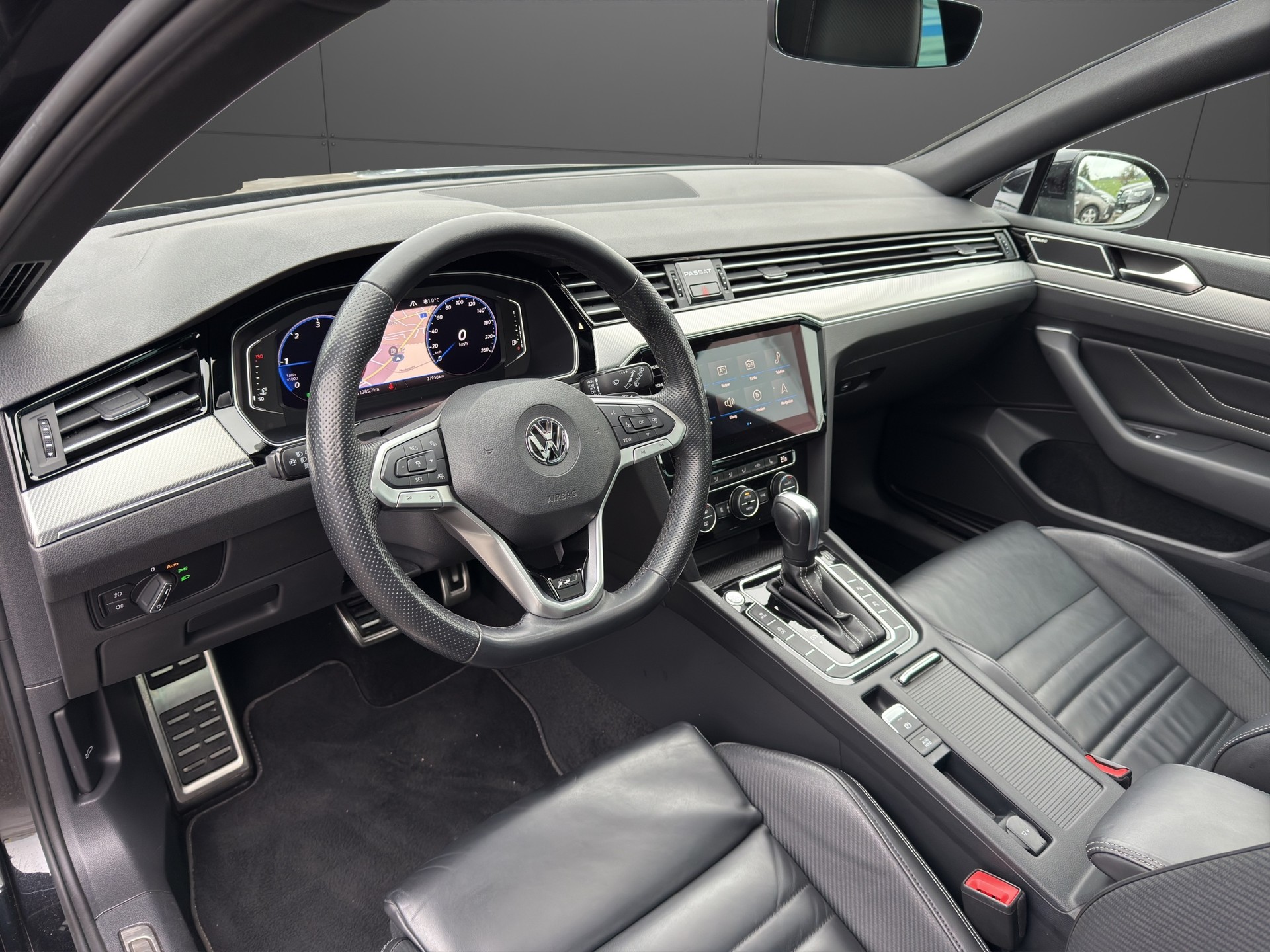 VW Passat 2.0 TDI BMT R-Line Edition 4Motion DSG-image-6