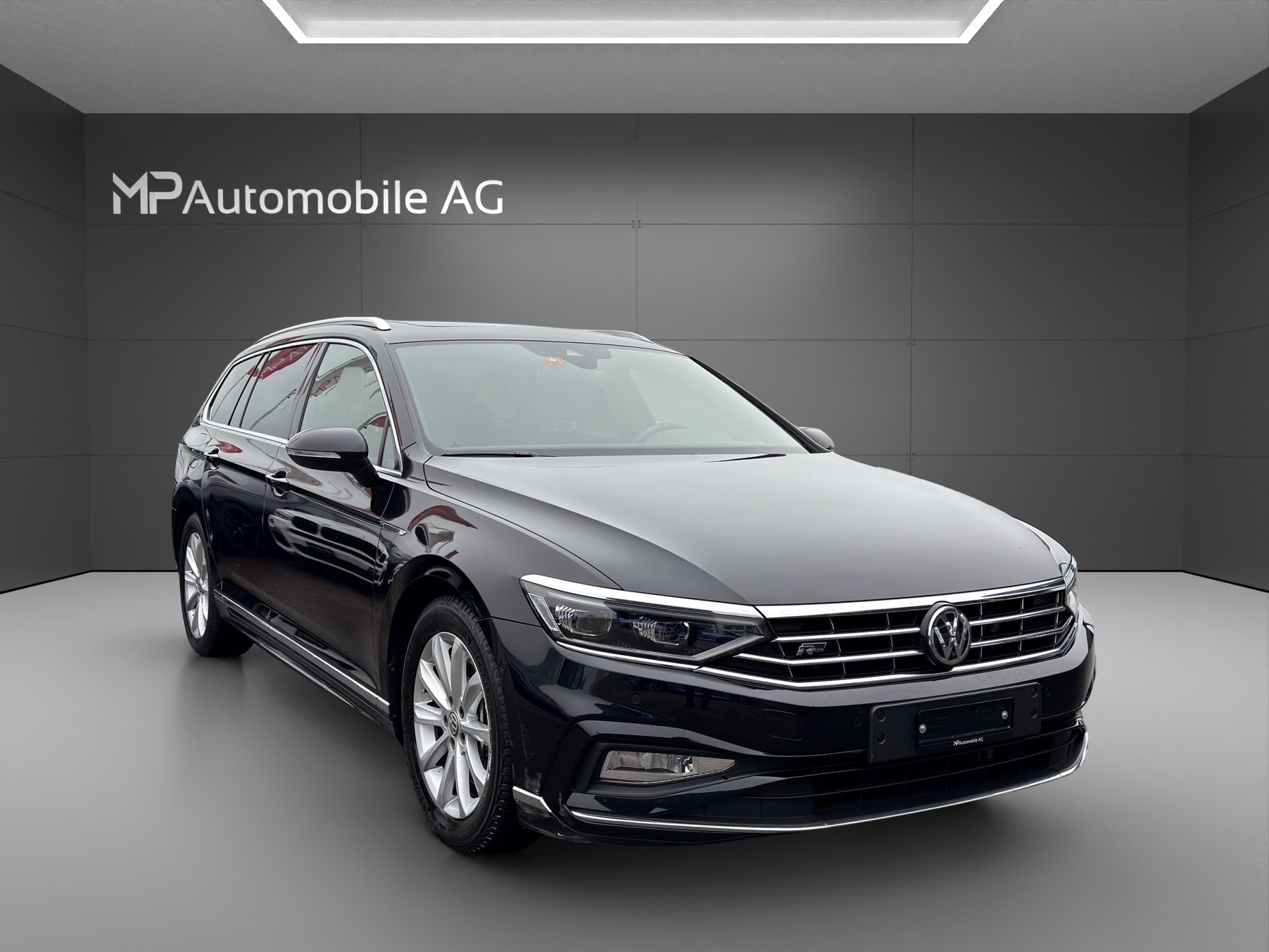 VW Passat 2.0 TDI BMT R-Line Edition 4Motion DSG-image-1