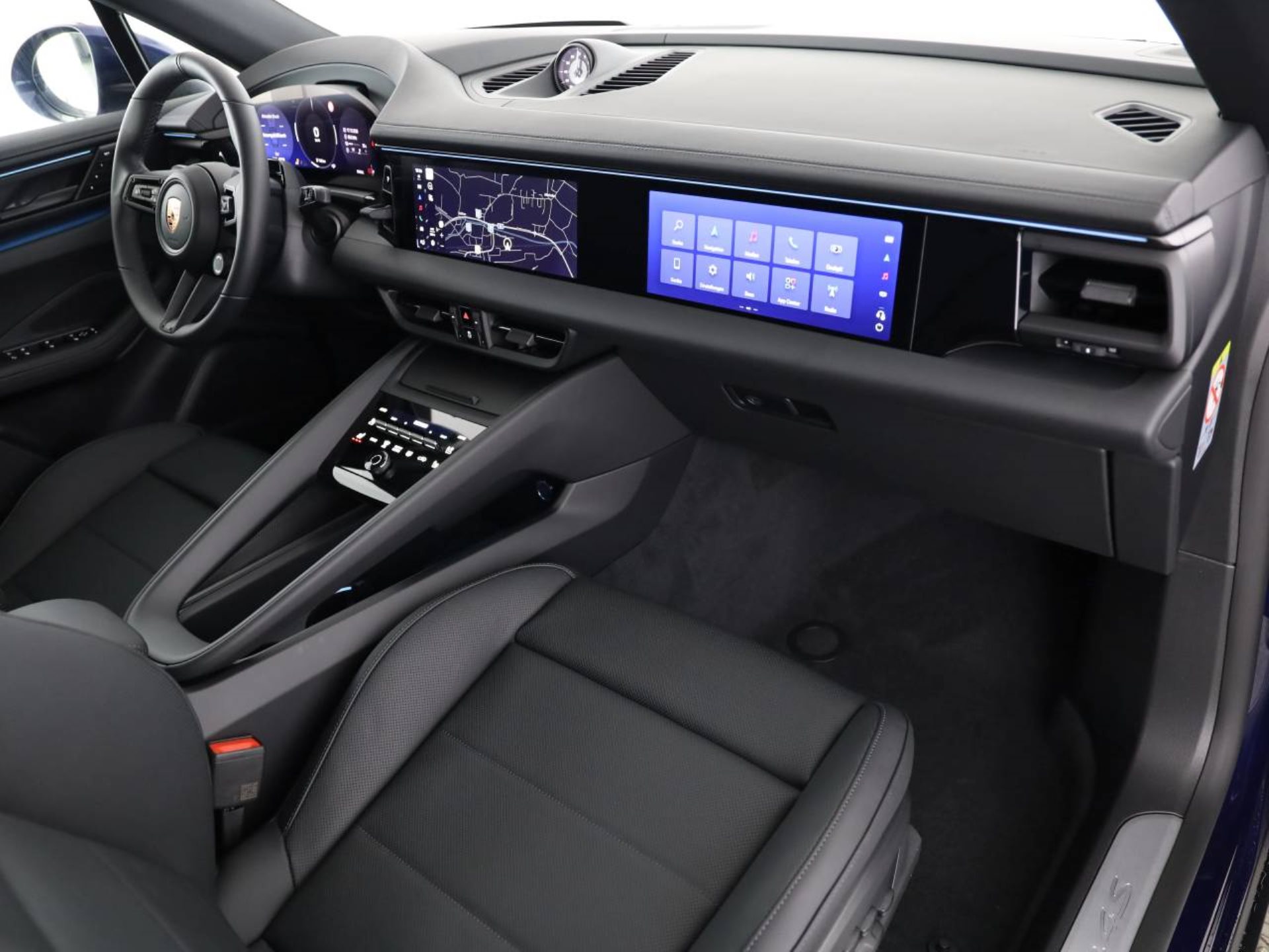 PORSCHE Macan 4S-image-10