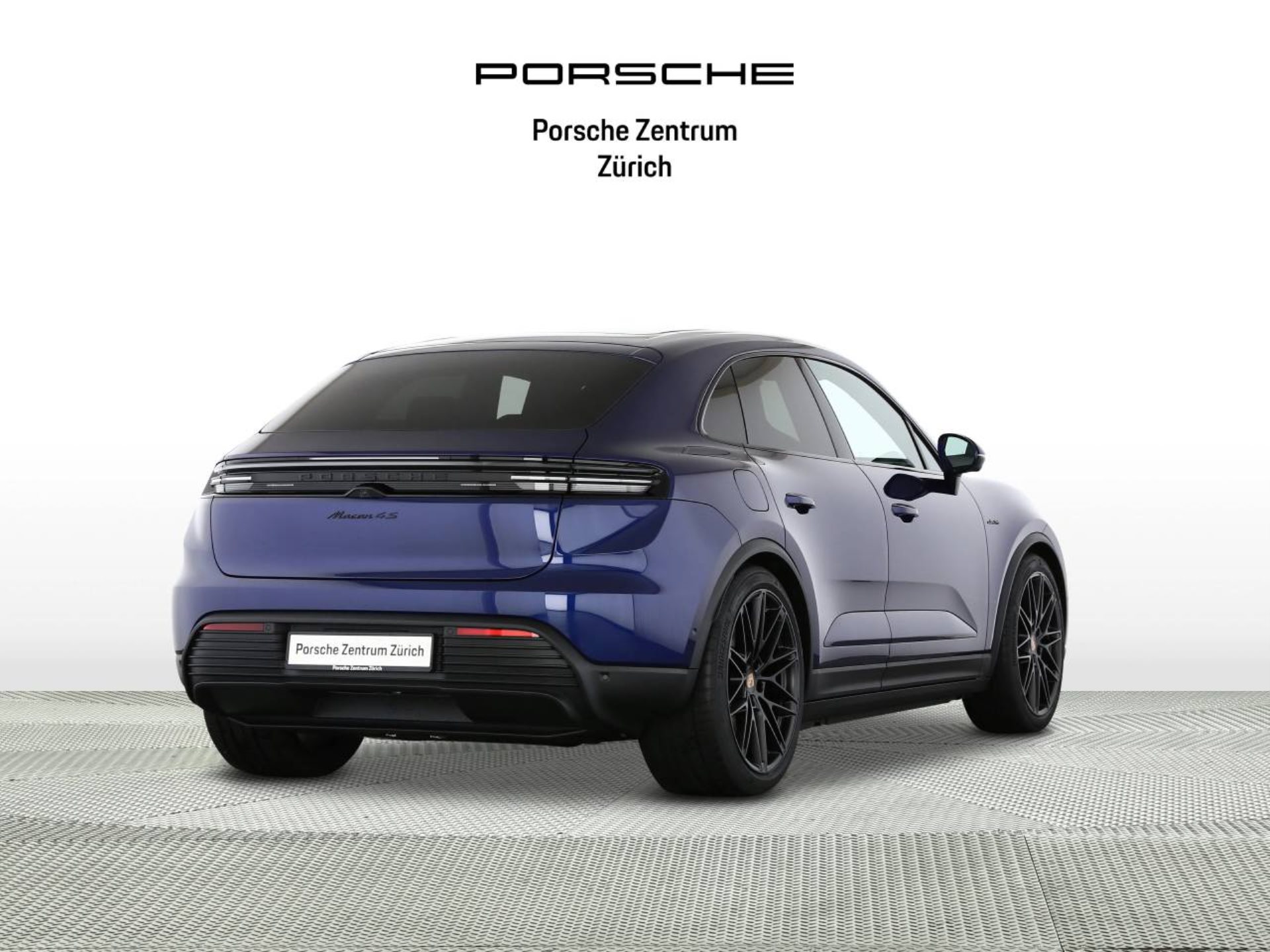PORSCHE Macan 4S-image-2