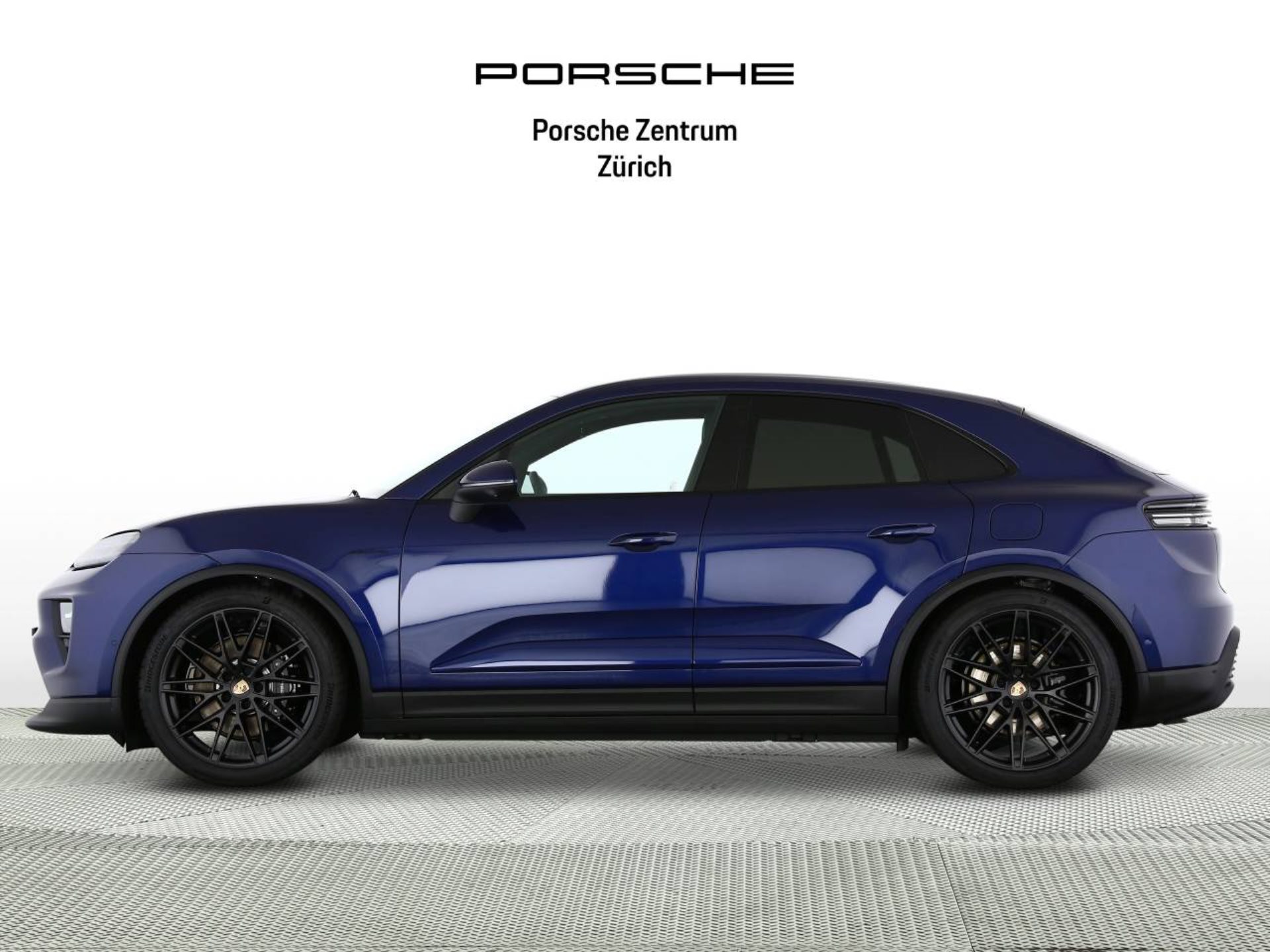 PORSCHE Macan 4S-image-1