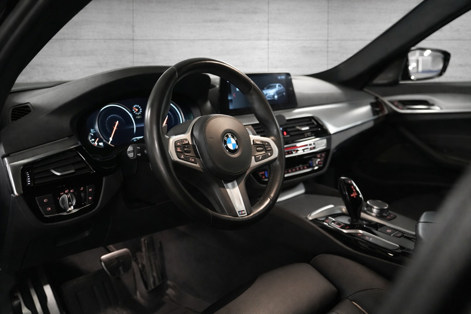 BMW 530d xDrive Steptronic-image-5