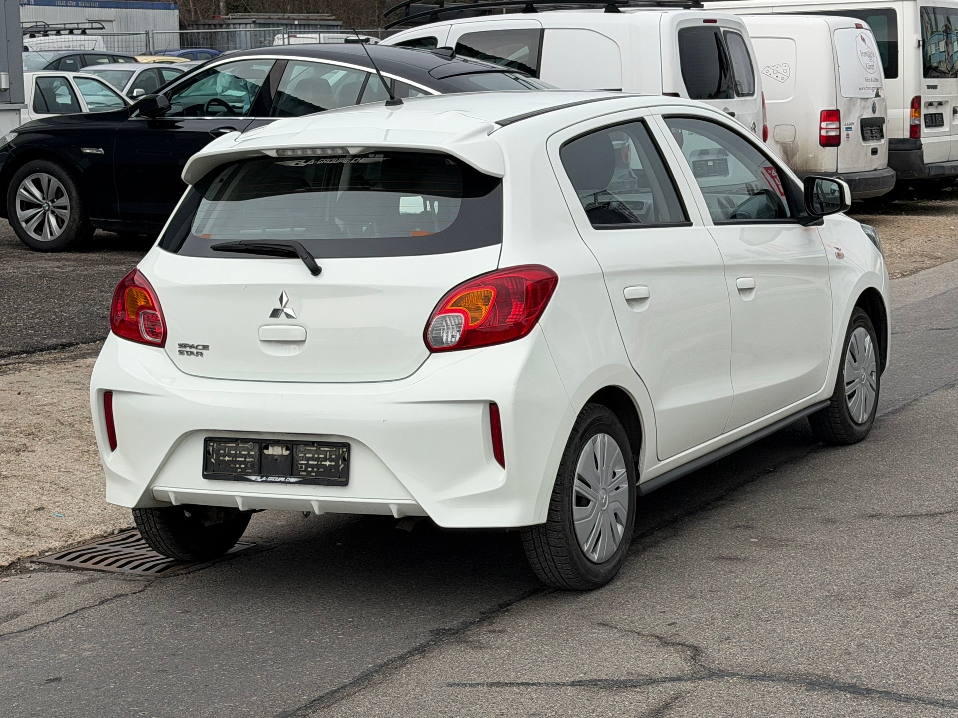 MITSUBISHI Space Star 1.0 Entry-image-5
