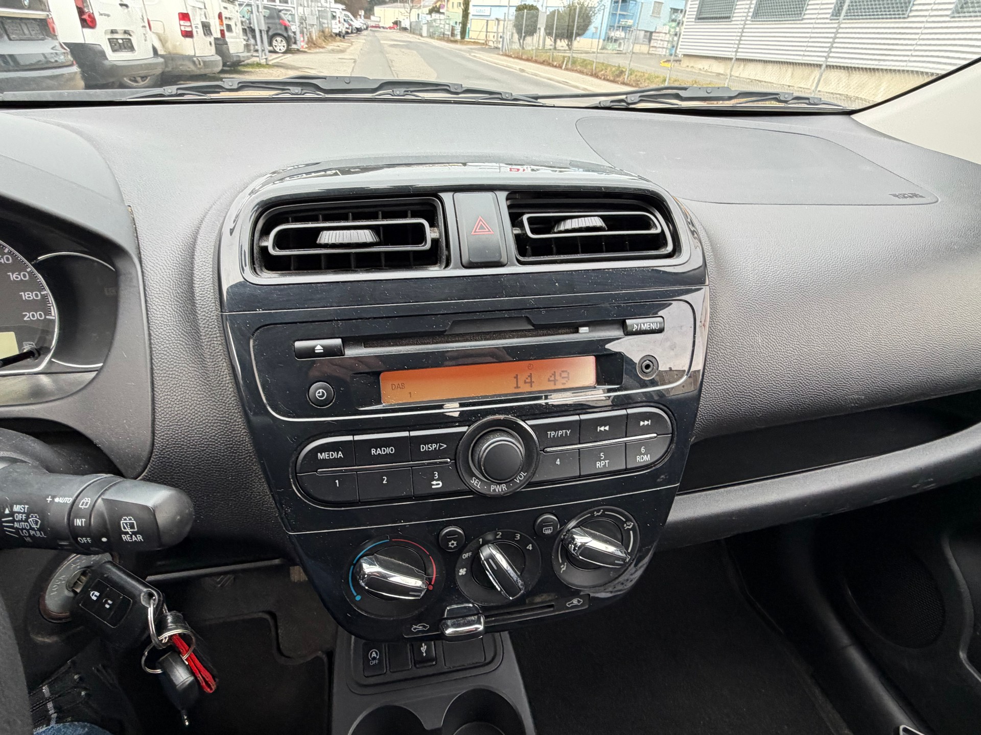 MITSUBISHI Space Star 1.0 Entry-image-8