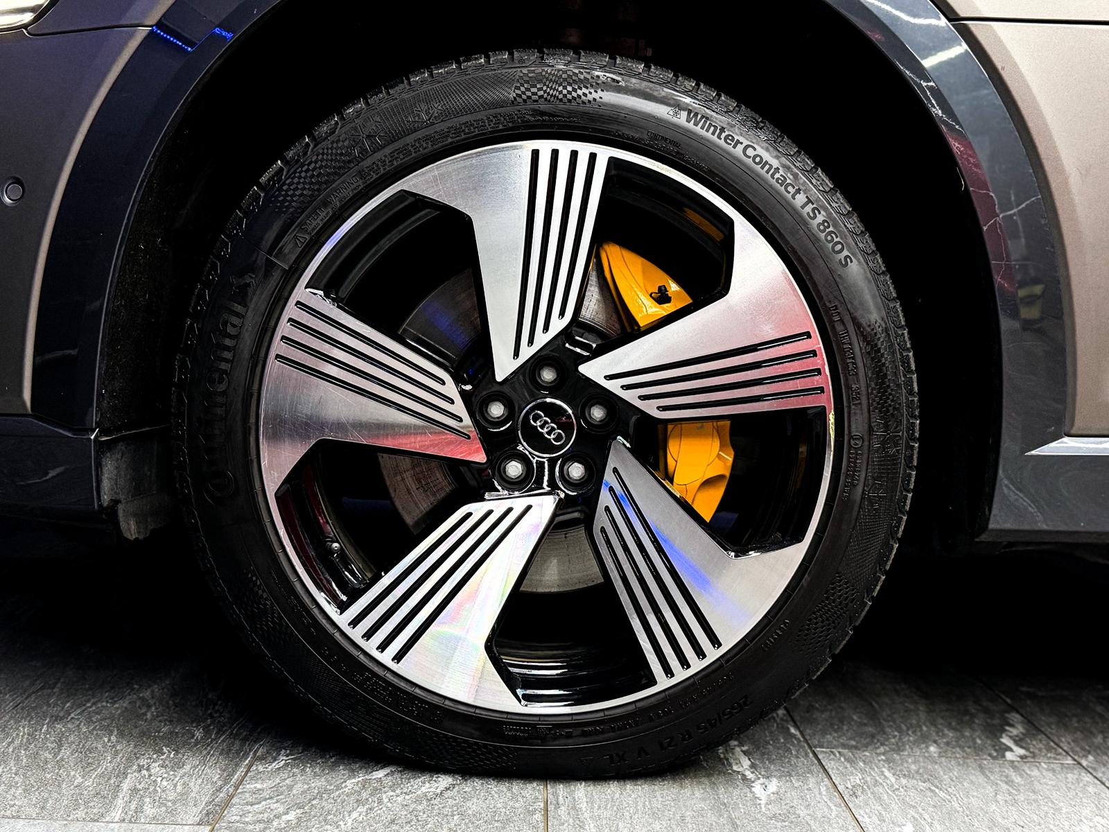 AUDI e-tron 55 95 AH EDITION ONE Advanced quattro-image-9